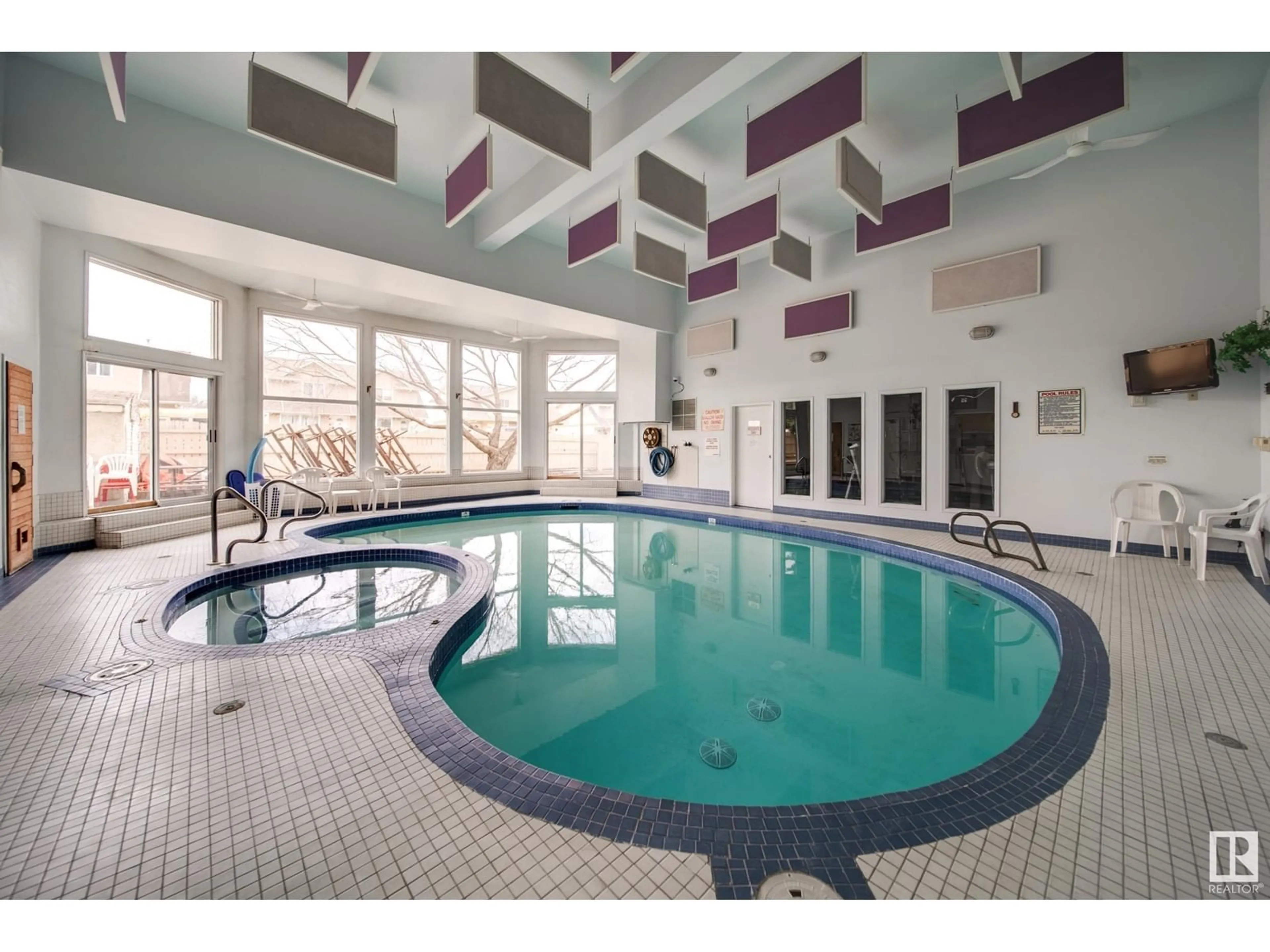 Pool for 306 - 18012 95 AV, Edmonton Alberta T5T5Z2