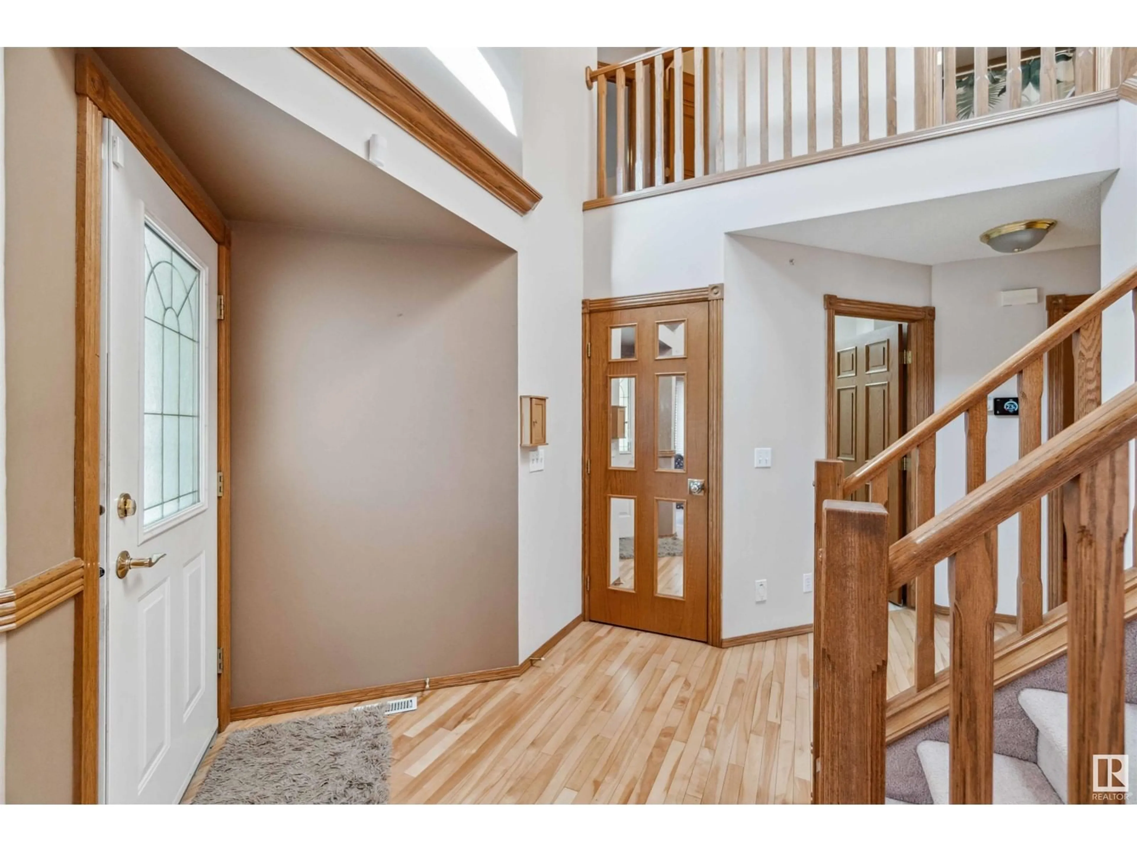 Indoor entryway for 11426 9A AV, Edmonton Alberta T6J7B2