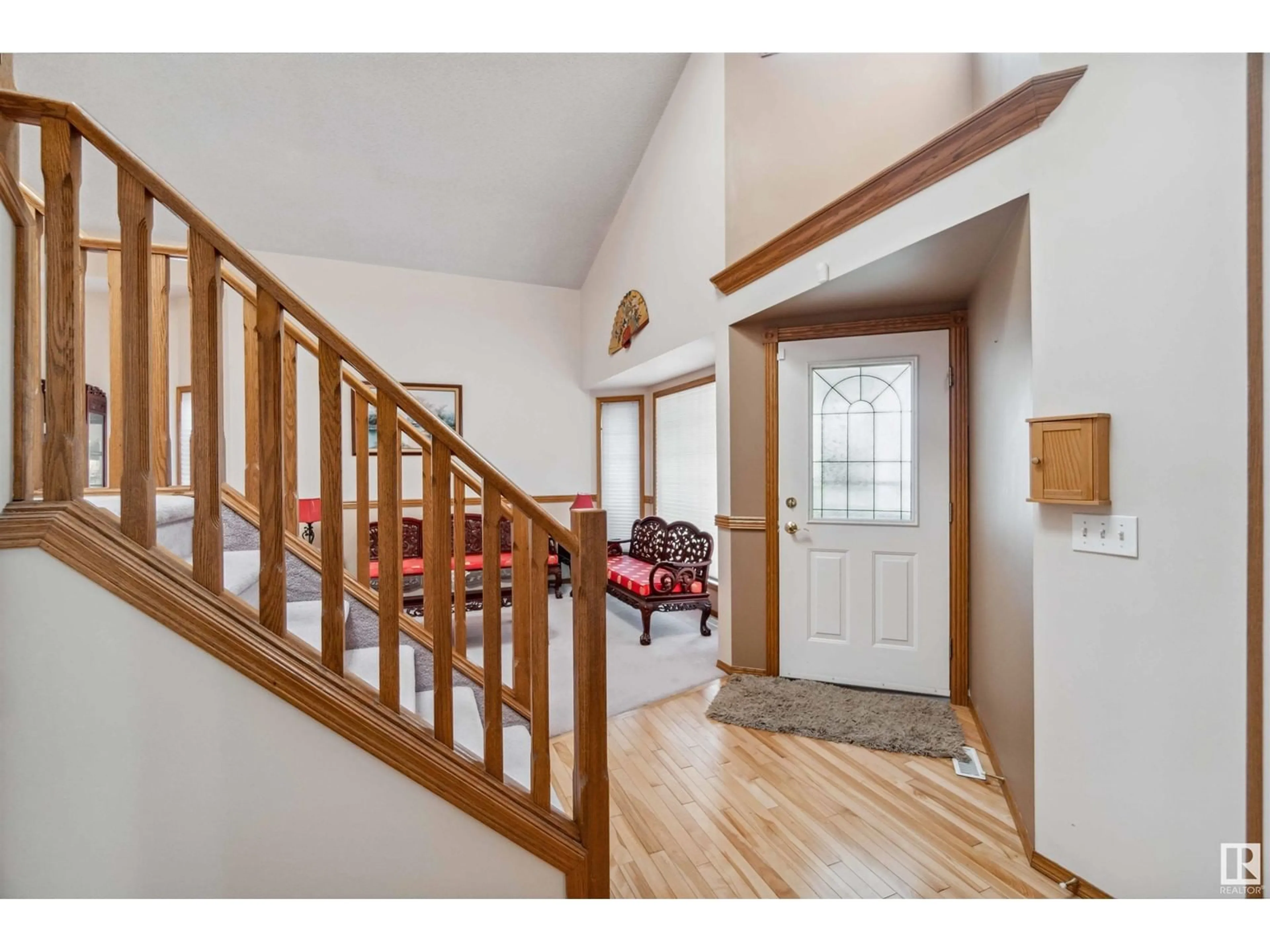 Indoor entryway for 11426 9A AV, Edmonton Alberta T6J7B2