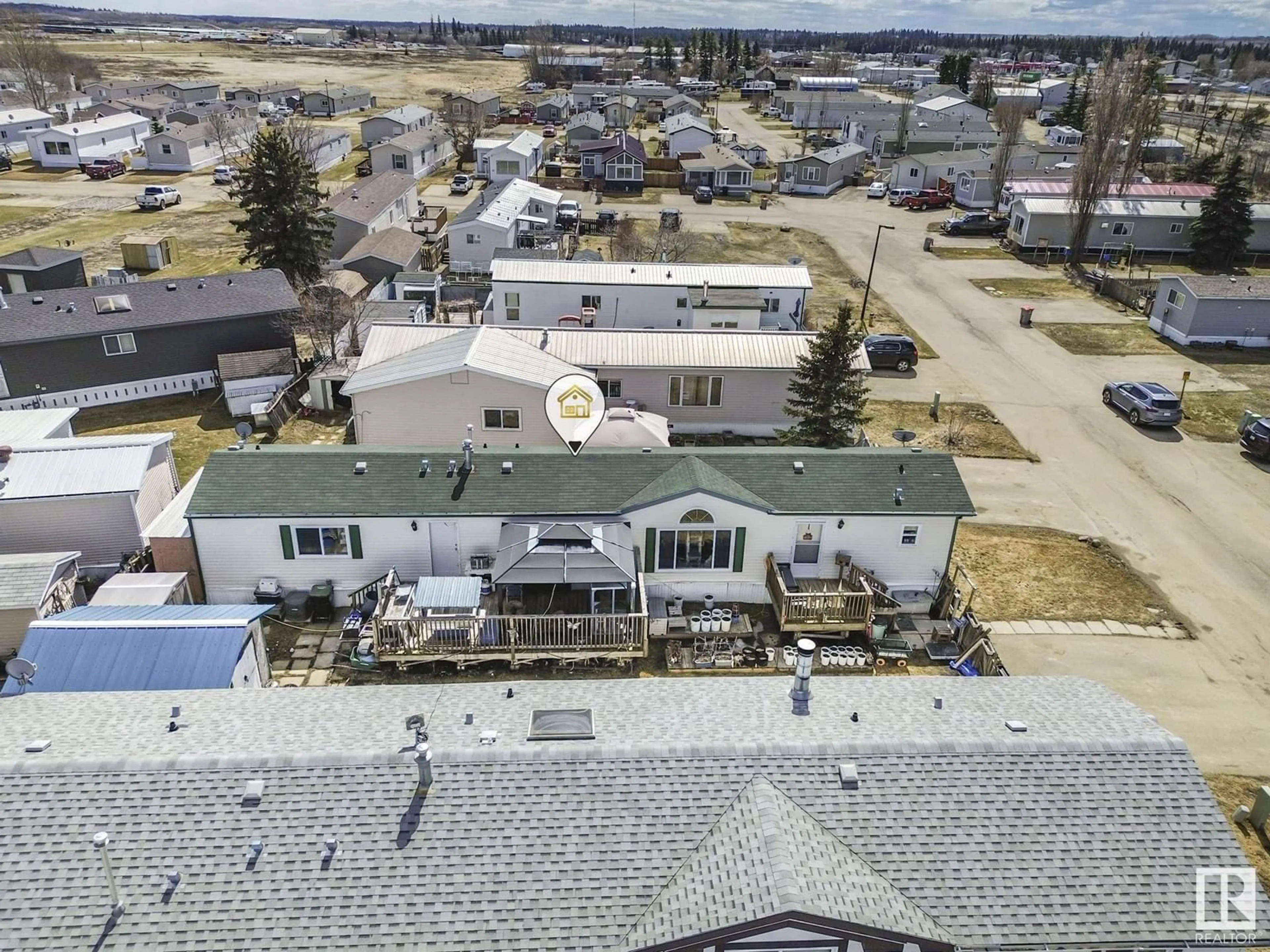 A pic from outside/outdoor area/front of a property/back of a property/a pic from drone, unknown for 84 MIDLAND RD, Millet Alberta T0C1Z0