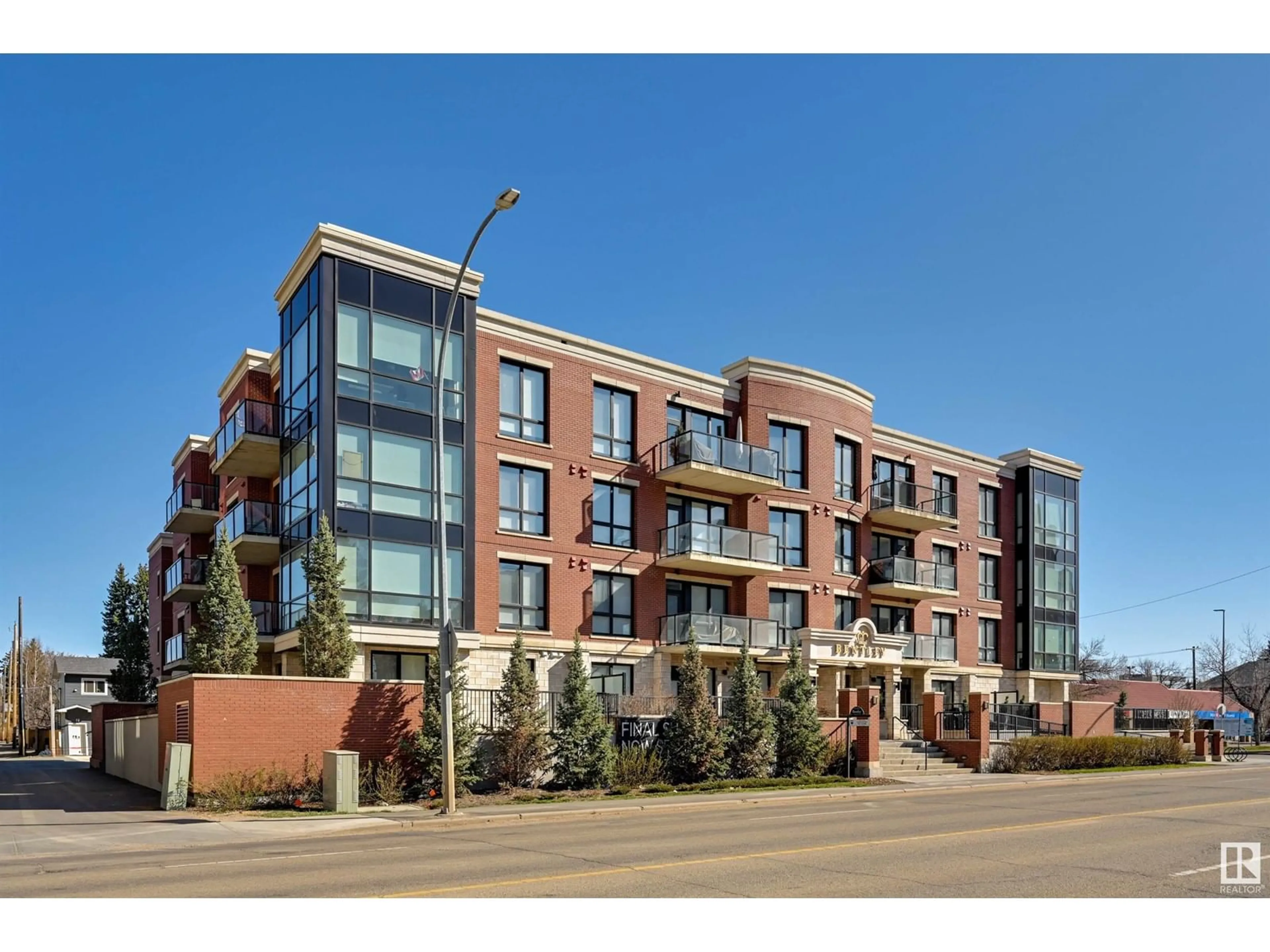 Home with brick exterior material, building for #104 - 11710 87 AV, Edmonton Alberta T6G0Y3