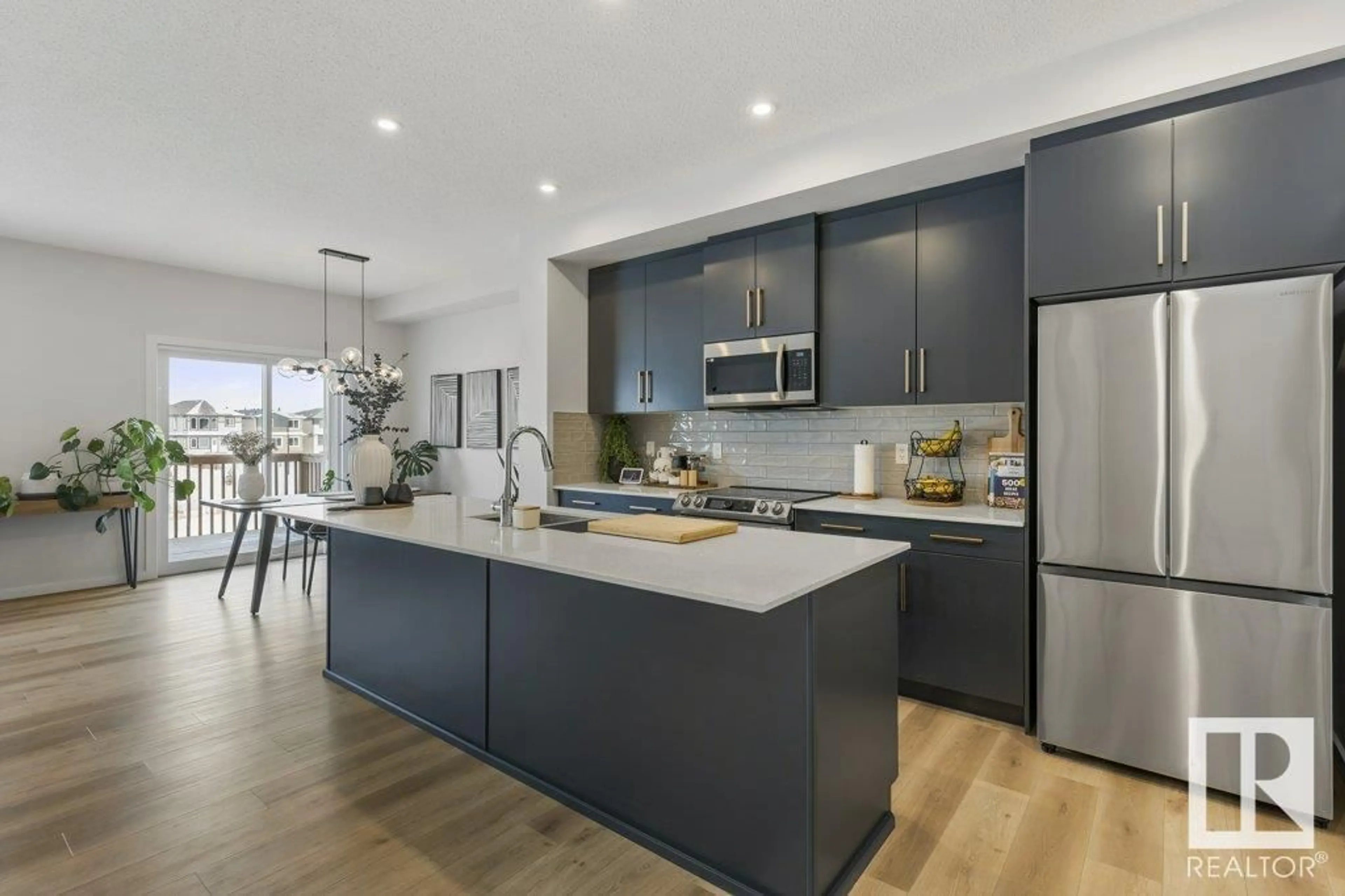 Open concept kitchen, unknown for 5399 LARK LANDING LD, Edmonton Alberta T5S0S3