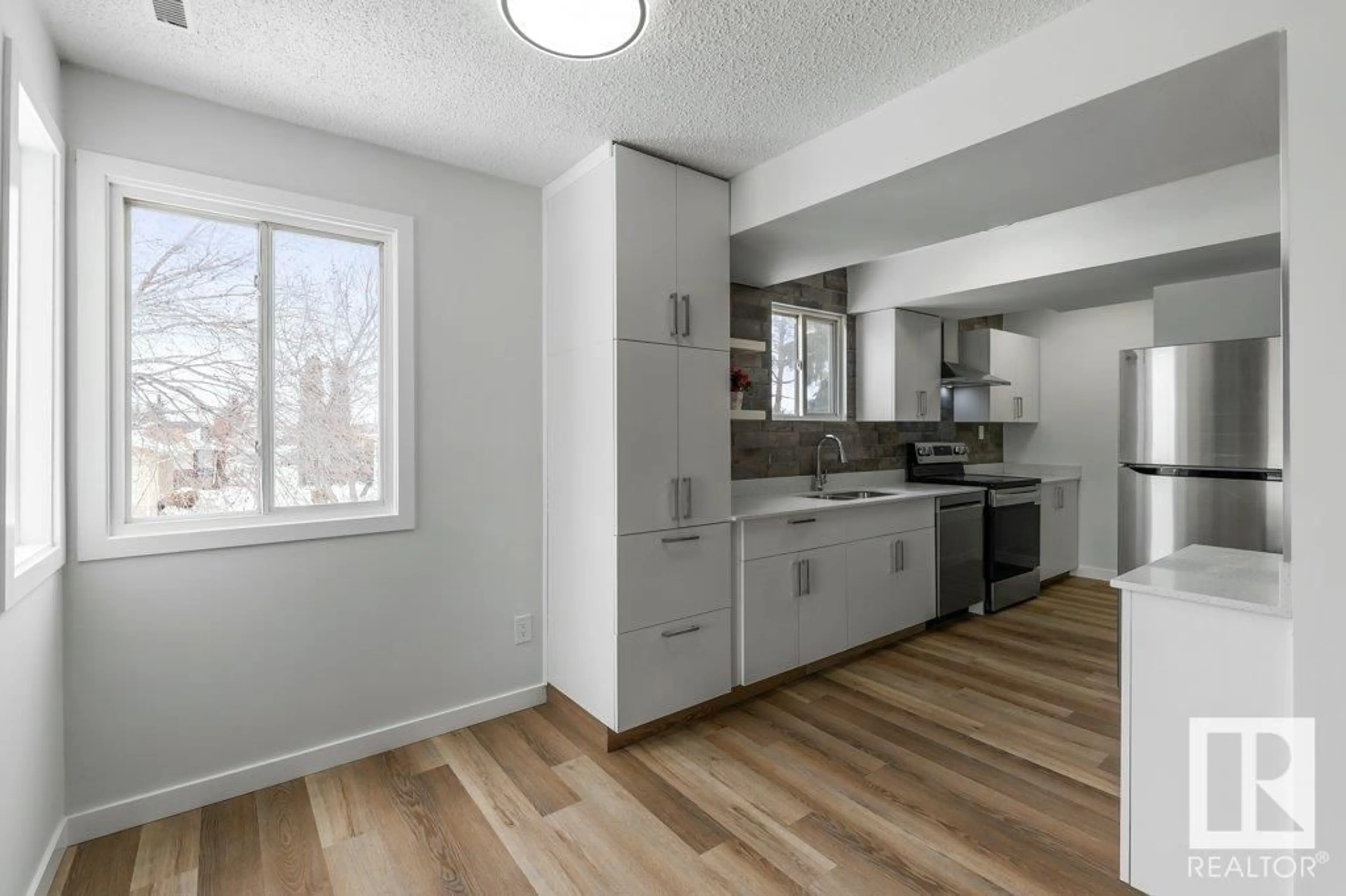 Open concept kitchen, unknown for 301 LANCASTER TC, Edmonton Alberta T5X5T7