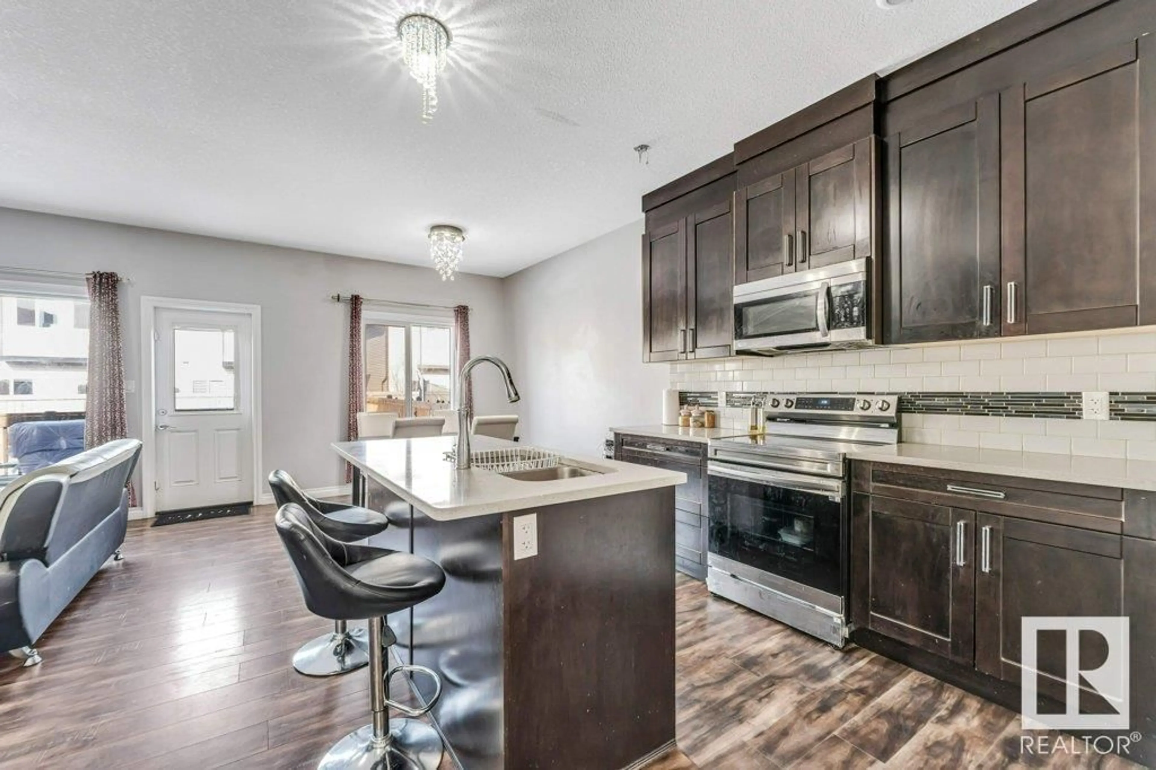 Open concept kitchen, unknown for 1918 15 AV, Edmonton Alberta T6T2B6