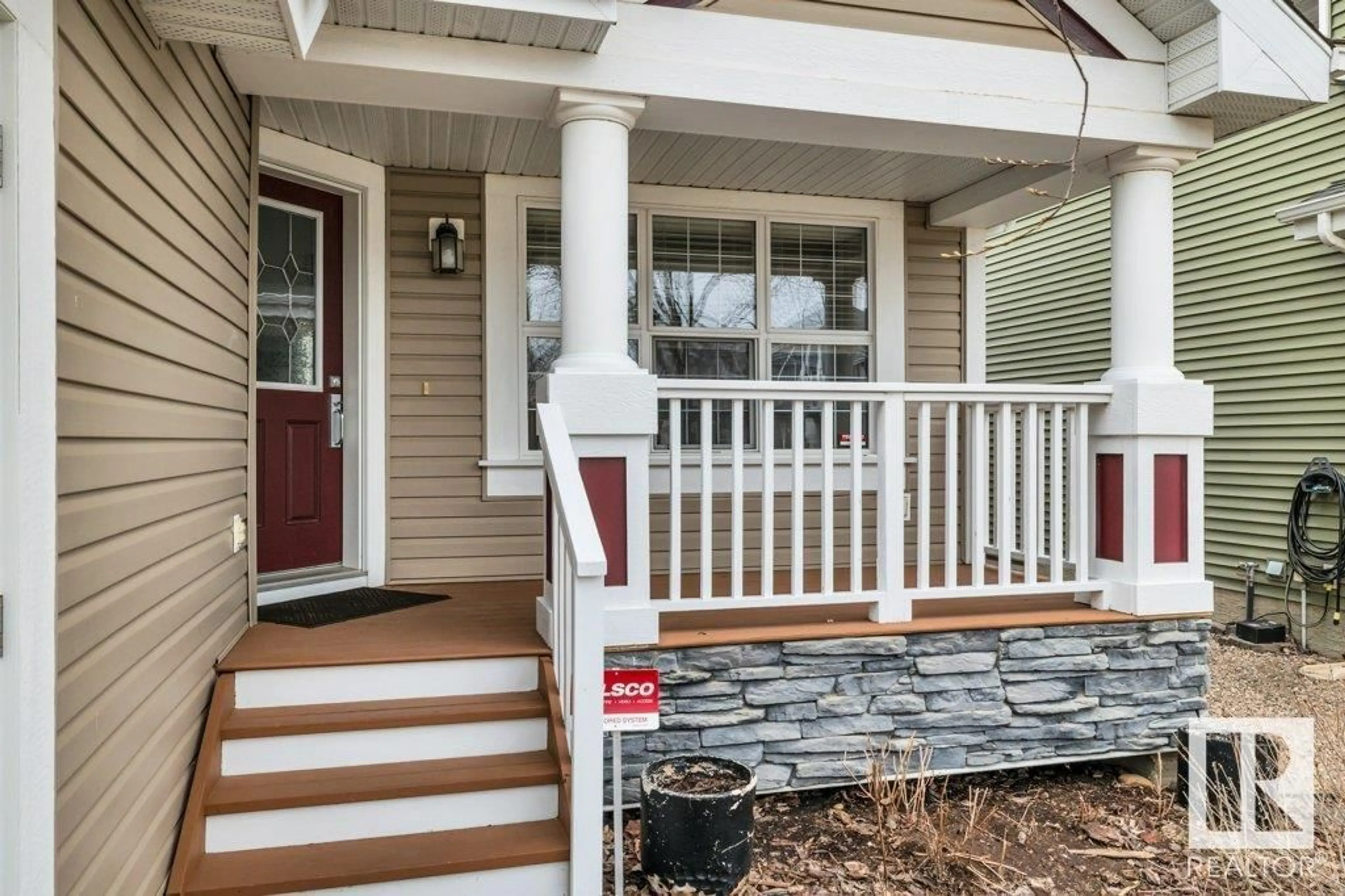 Home with vinyl exterior material, street for SW - 960 SUMMERSIDE LINK LI, Edmonton Alberta T6X0J9