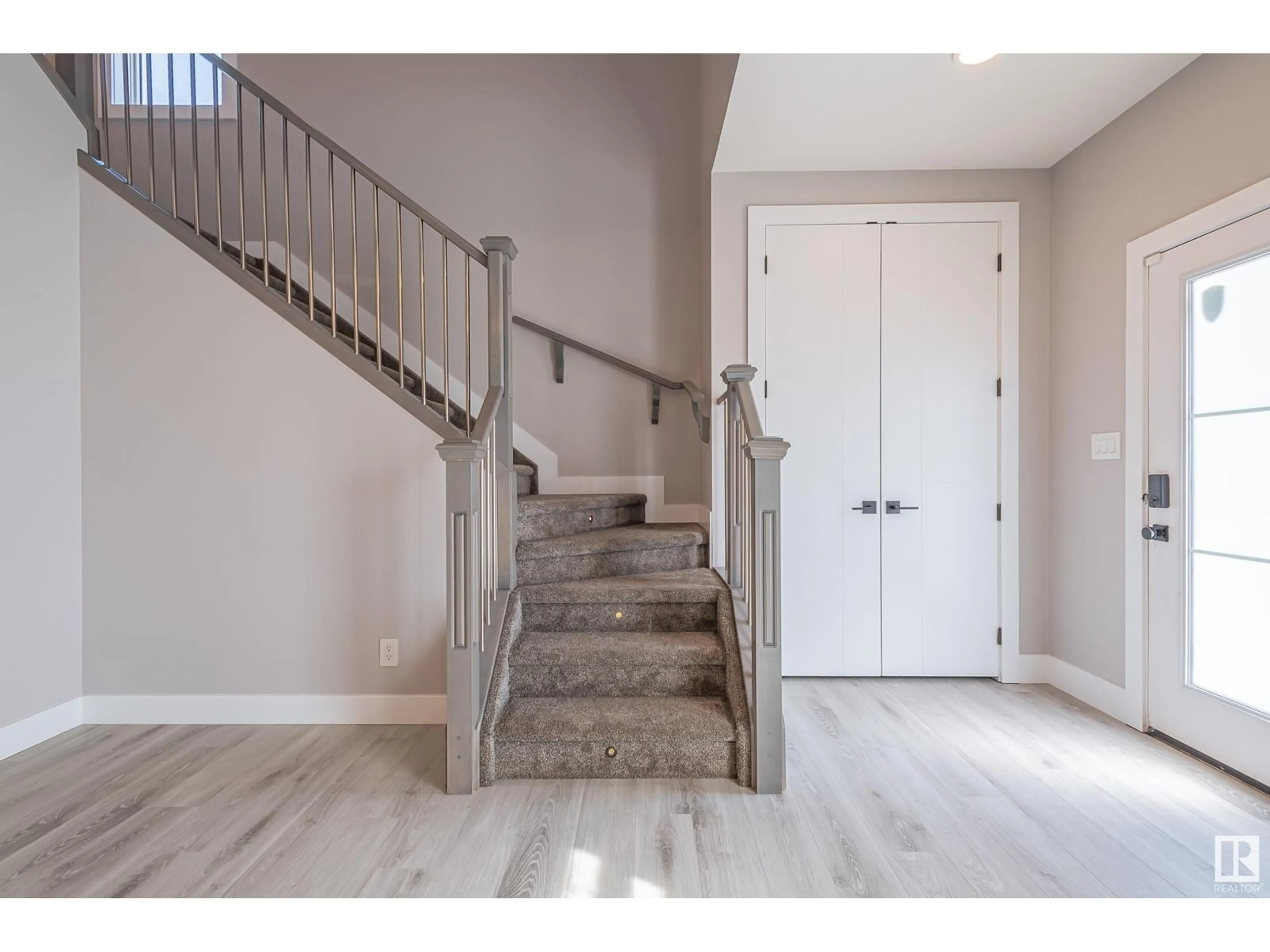 Unknown for SW - 9340 PEAR LINK LI, Edmonton Alberta T6X2V9