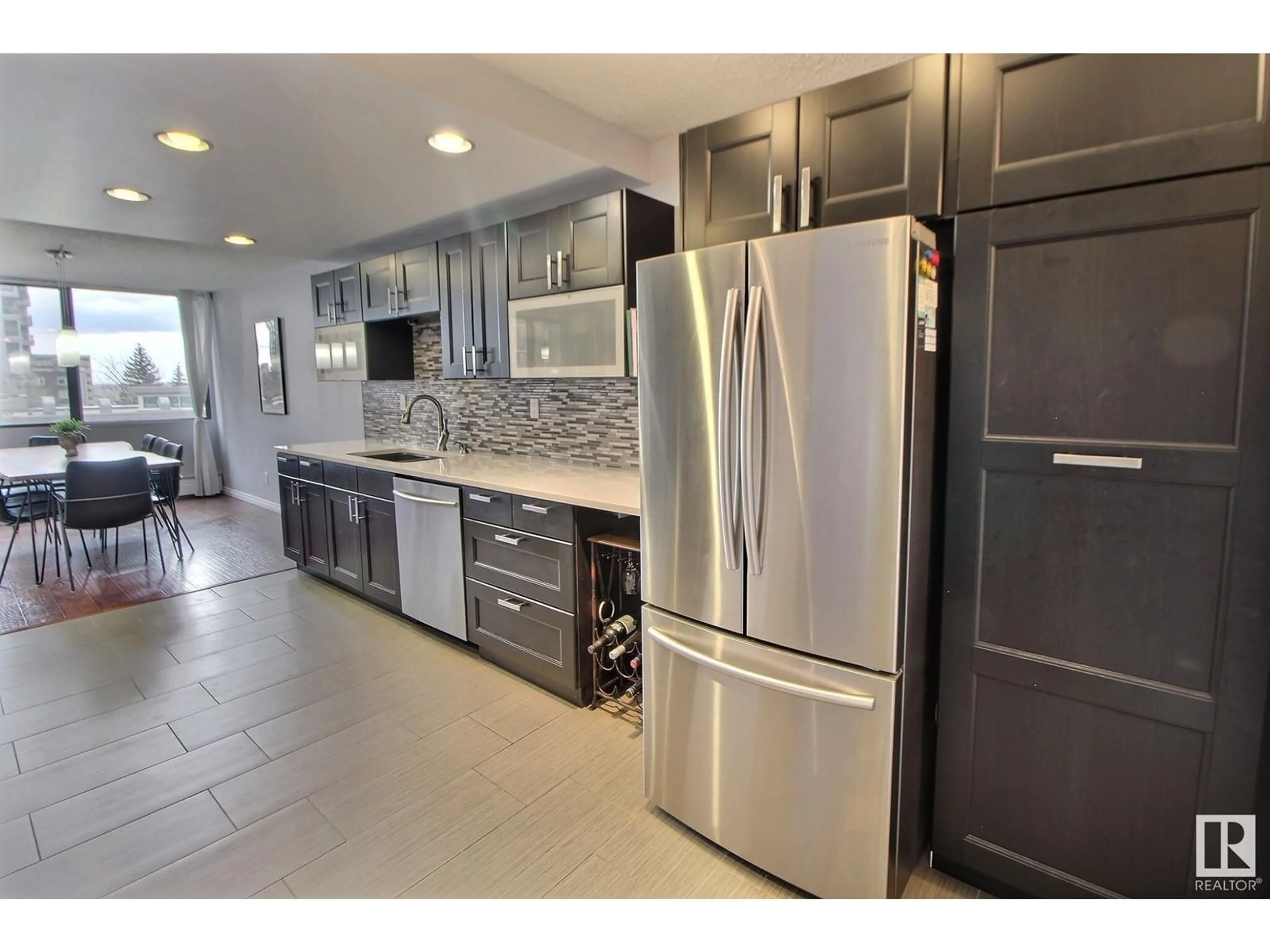 Unknown for #204 - 9921 104 ST, Edmonton Alberta T5K2K3