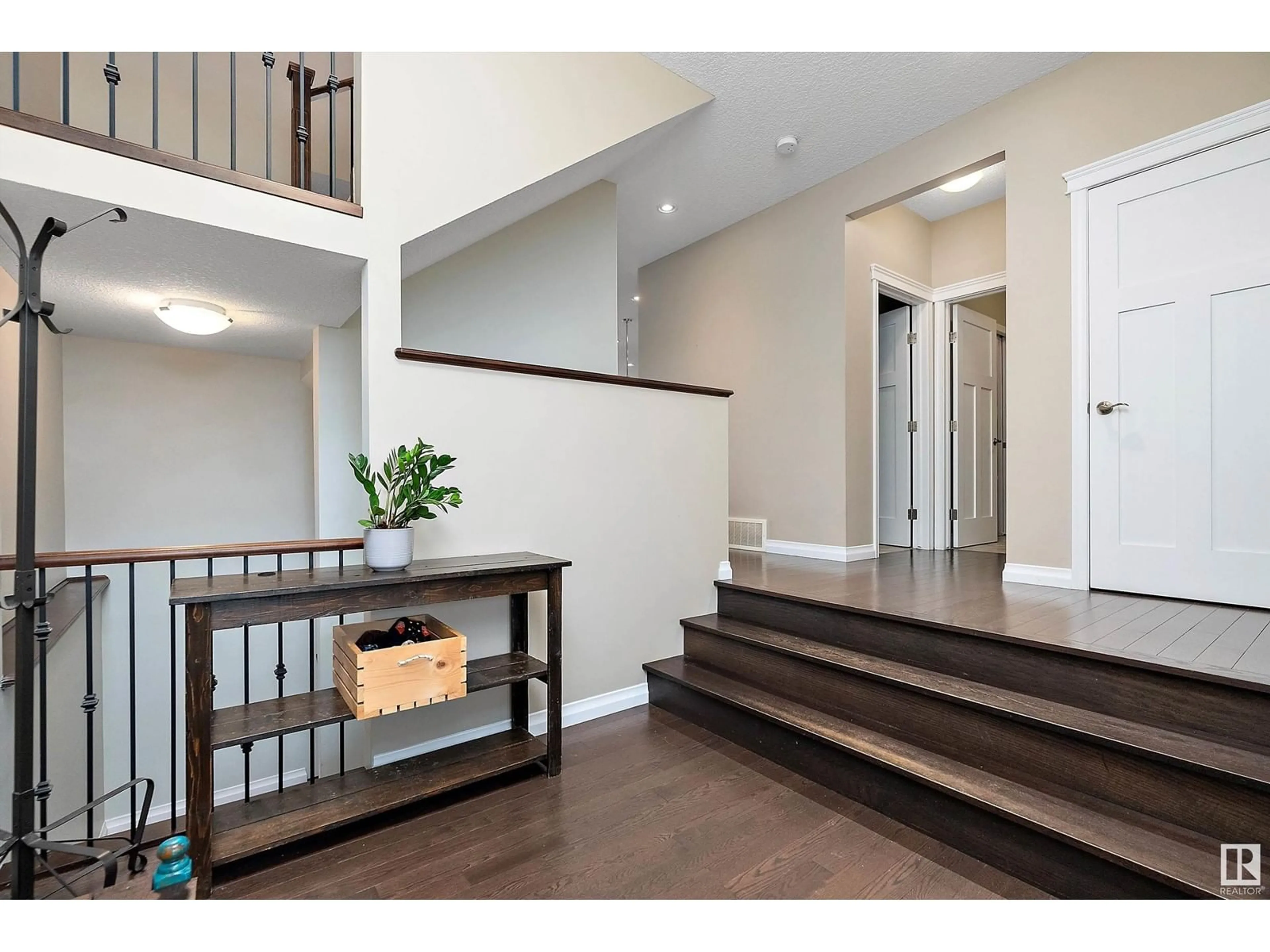 Indoor entryway for 339 SIMPKINS WD, Leduc Alberta T9E1B9
