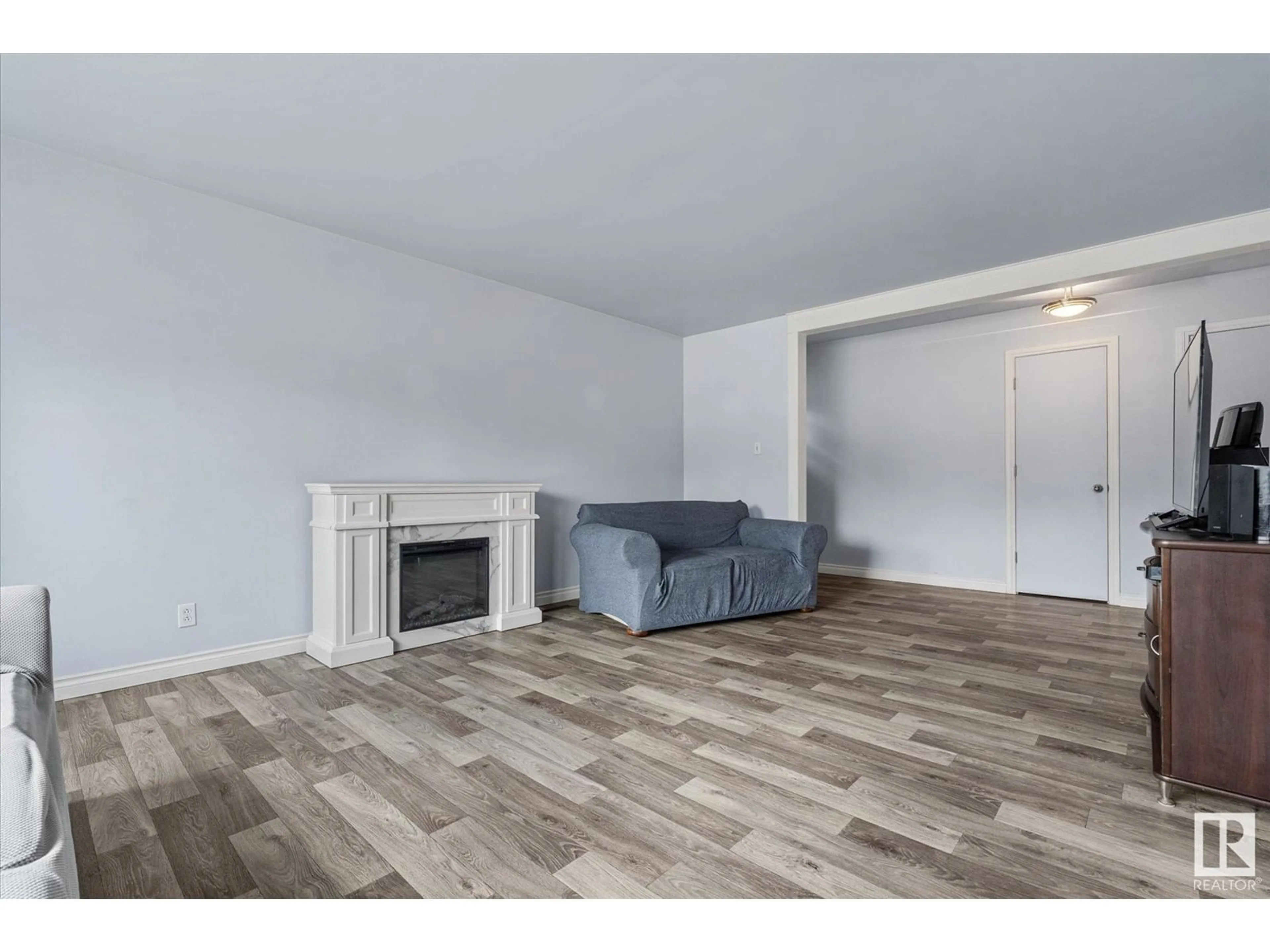 A pic of a room for 5007 55 AV, Stony Plain Alberta T7Z1B5