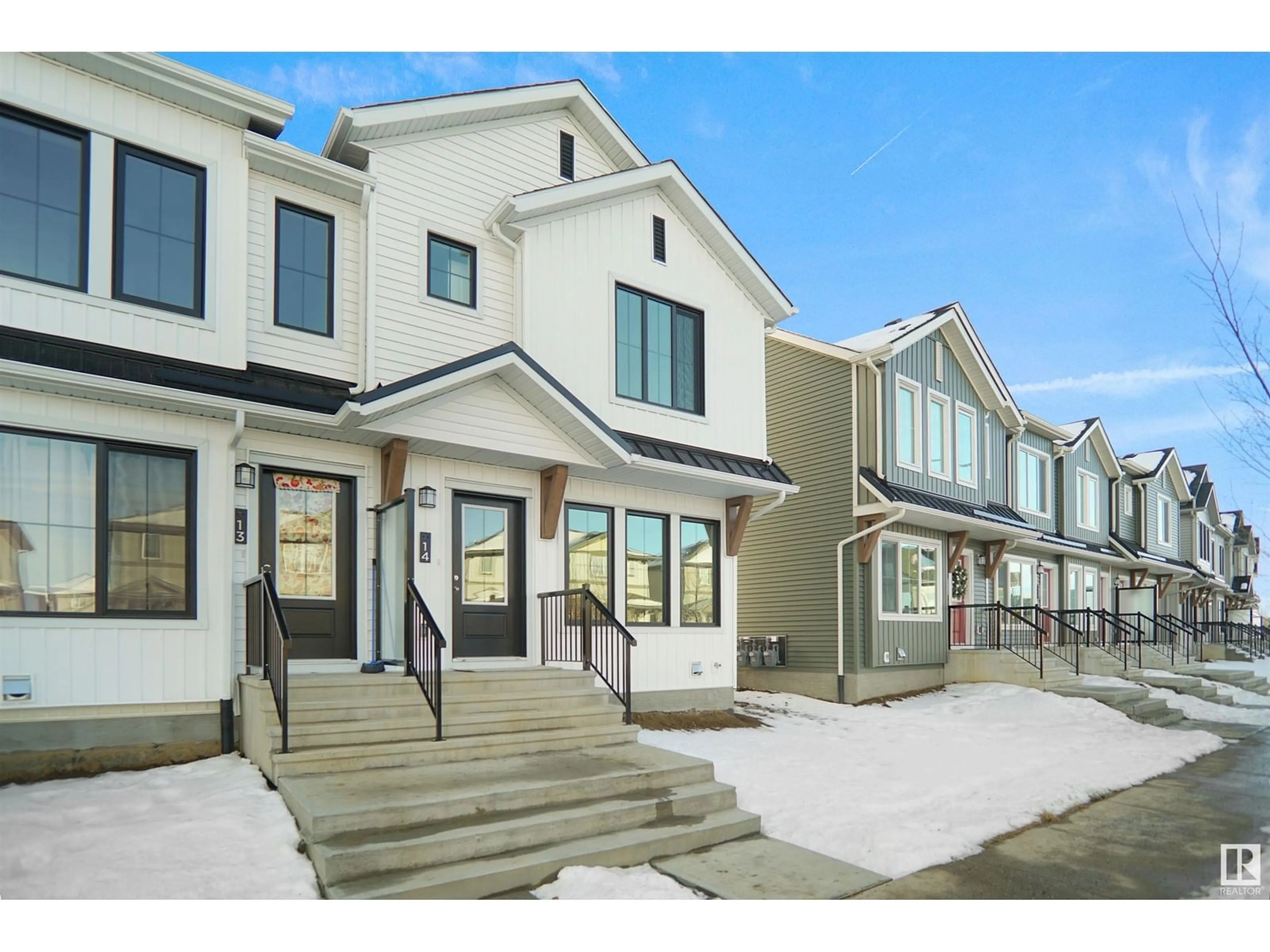 Home with vinyl exterior material, street for #31 - 1009 CY BECKER RD, Edmonton Alberta T5Y4B7