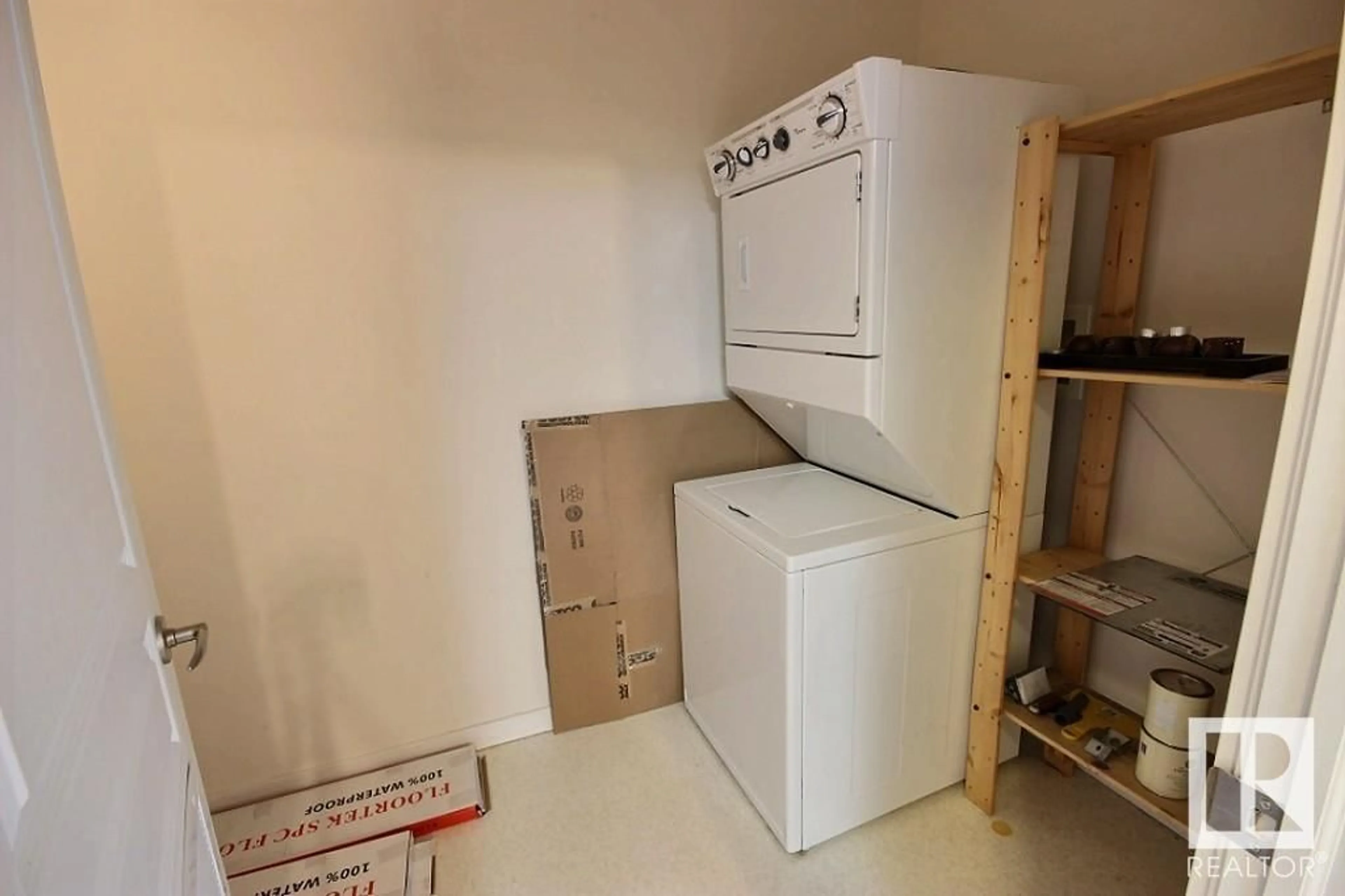 Laundry room for 204 - 11140 68 AV, Edmonton Alberta T6H2C2