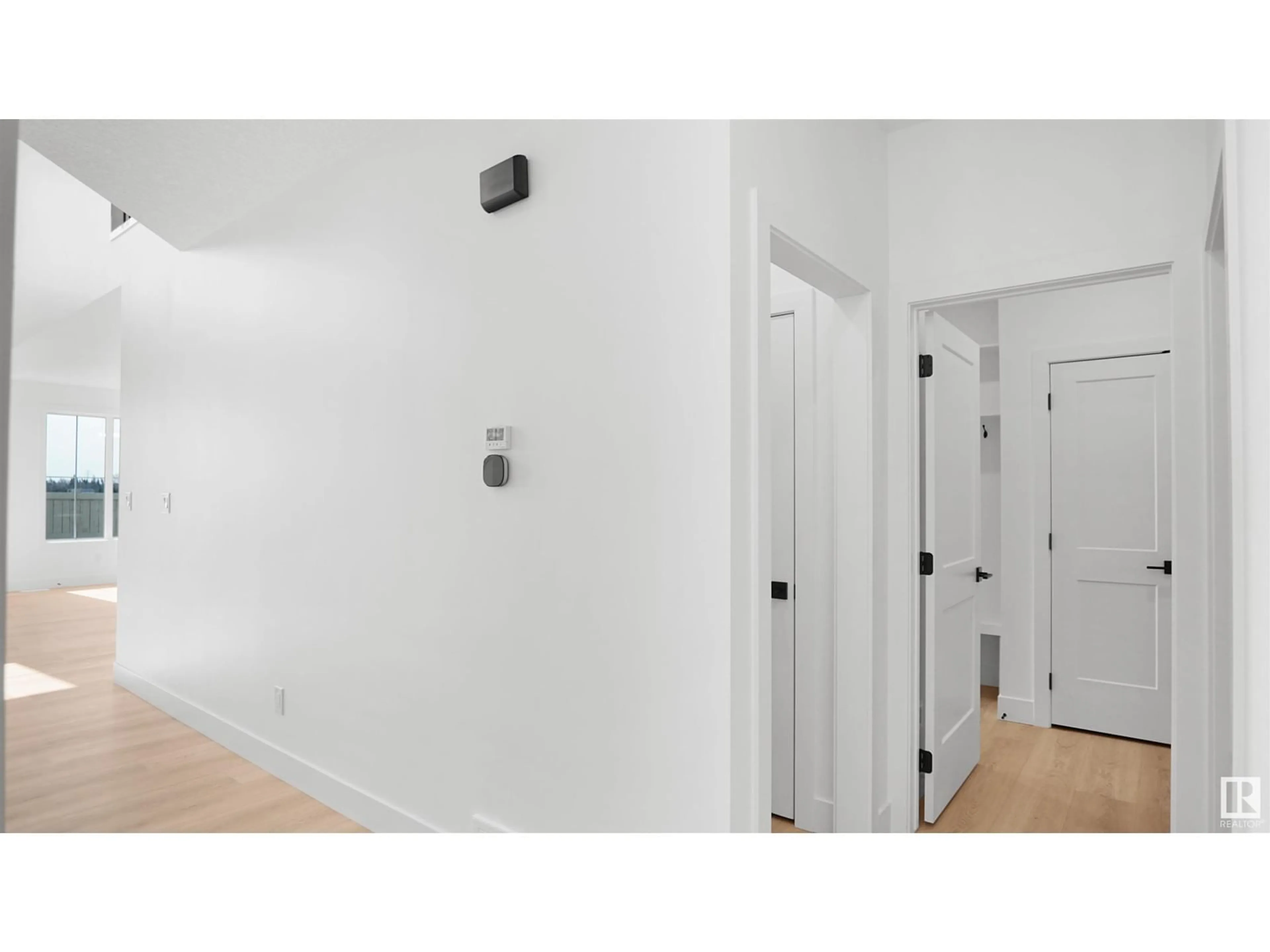 A pic of a room for 715 30 AV, Edmonton Alberta T6T2V3