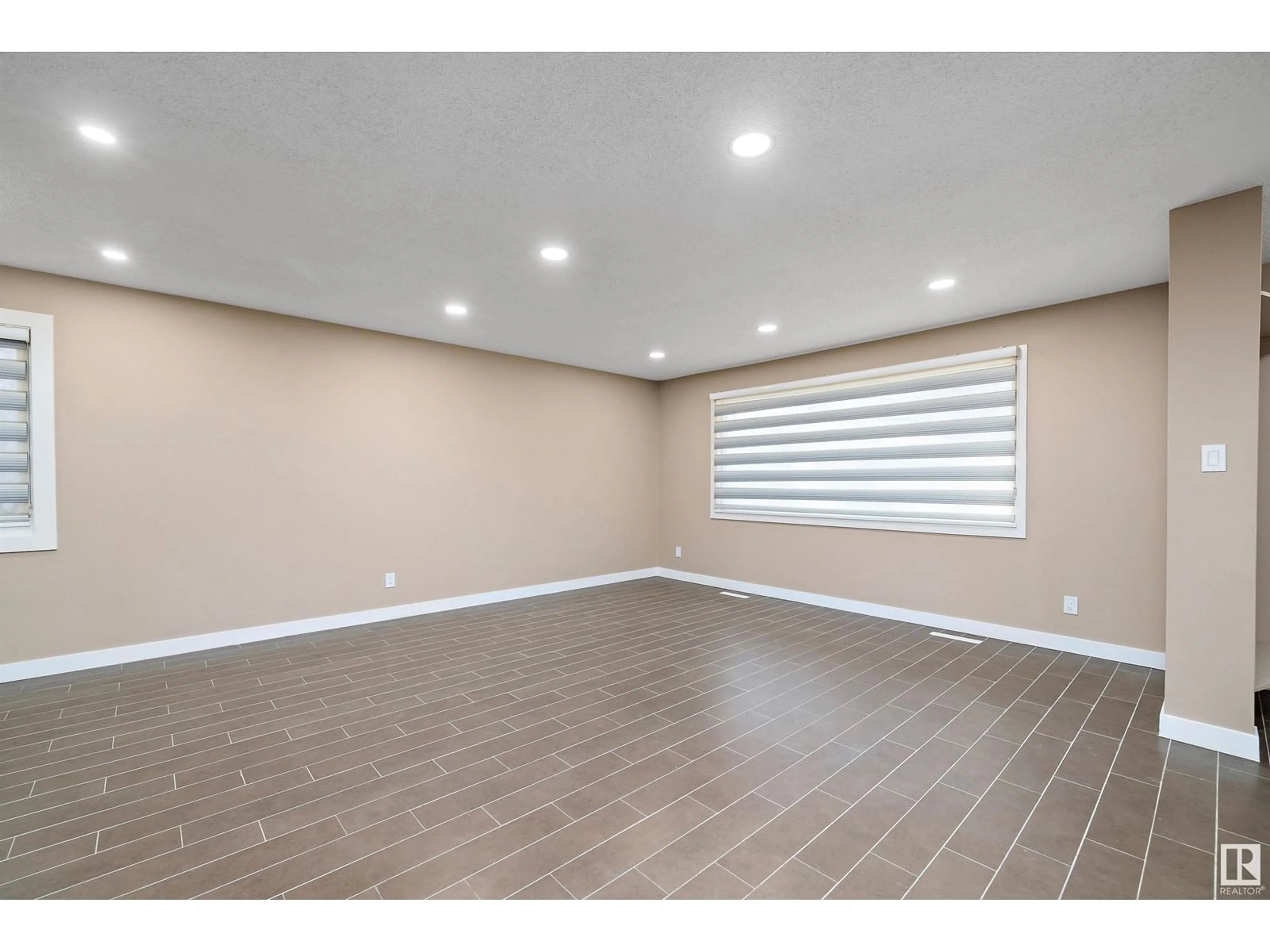 A pic of a room for 3411 105 AV, Edmonton Alberta T5W0B6