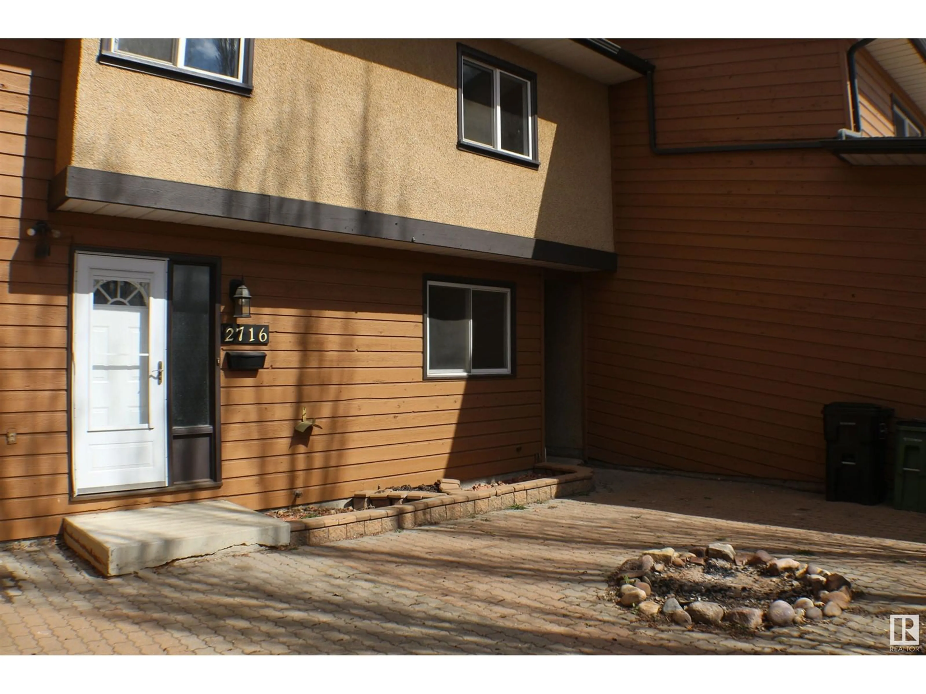 Unknown for 2716 136 AV, Edmonton Alberta T5A4B2