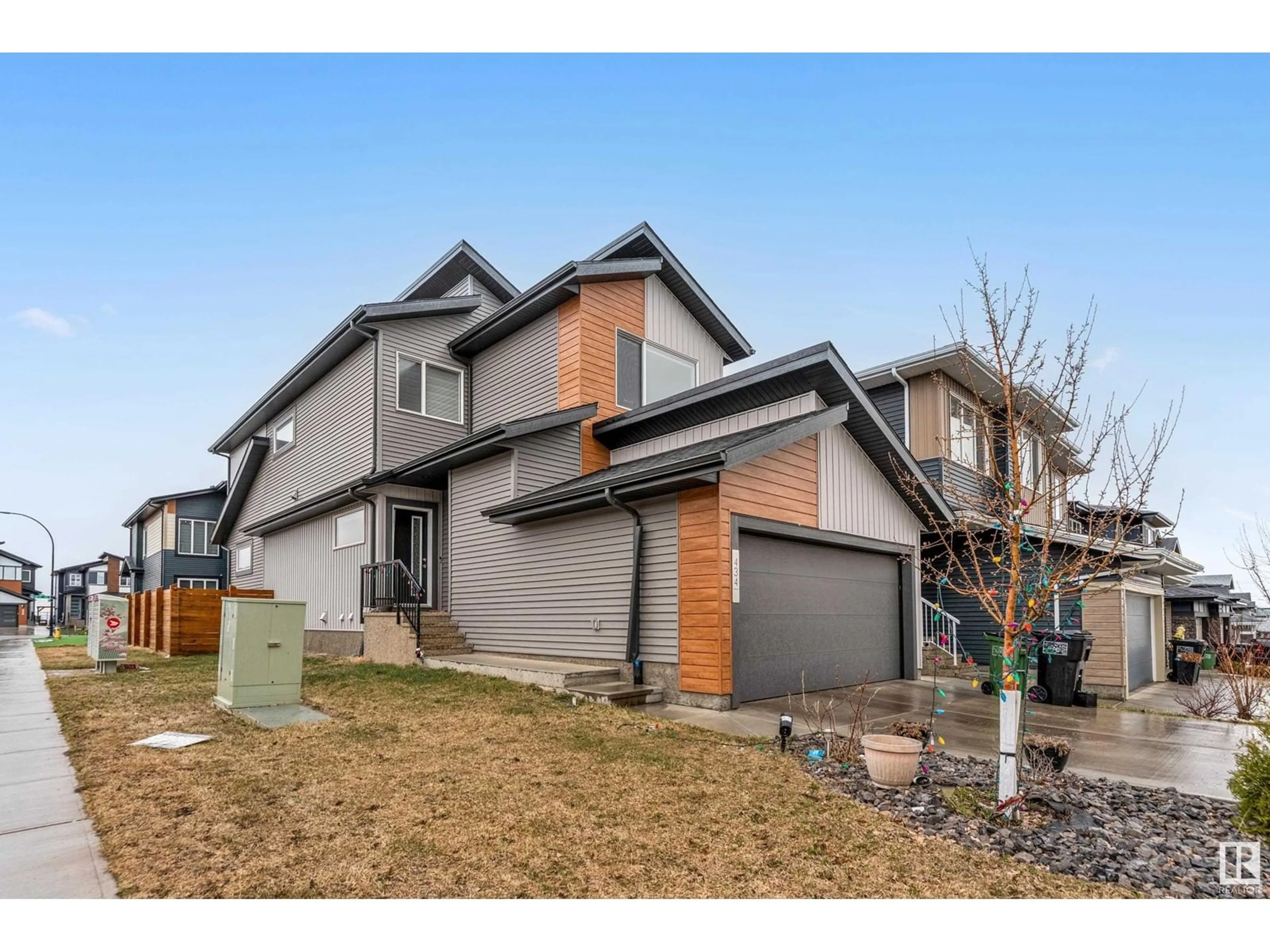 Unknown for 434 41 ST, Edmonton Alberta T6X2L7
