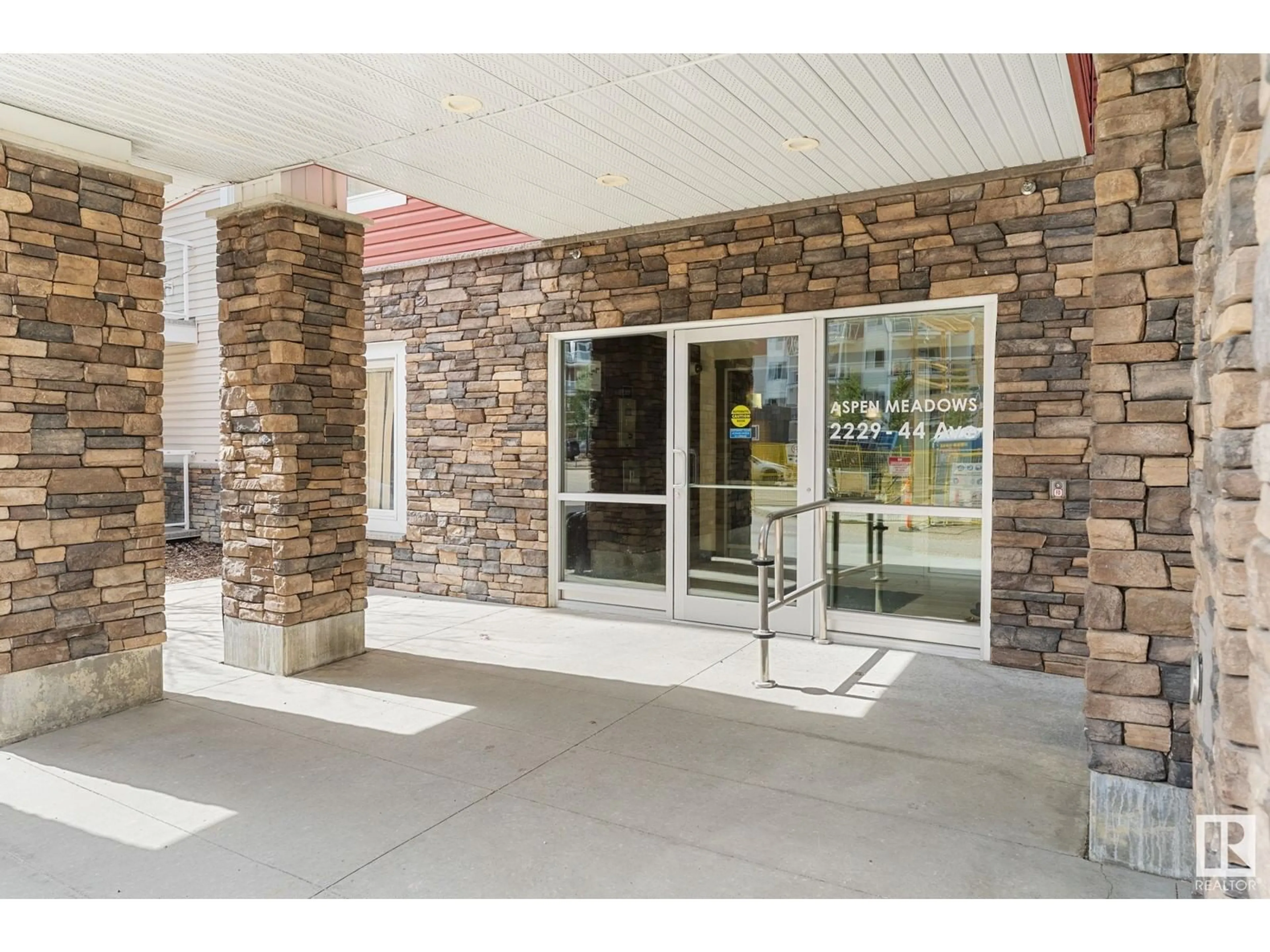 Unknown for #303 - 2229 44 AV NW, Edmonton Alberta T5T0W6