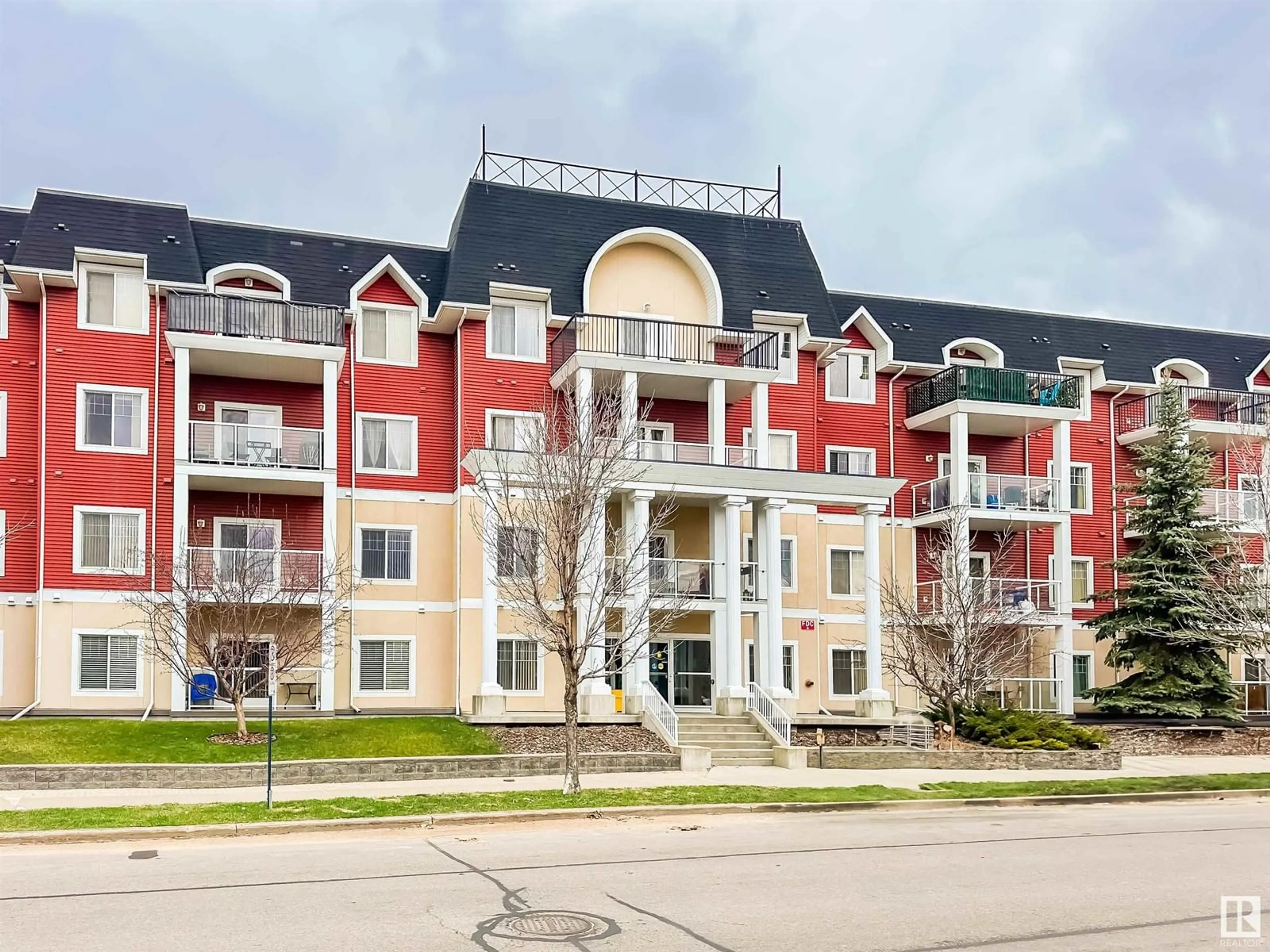 A pic from outside/outdoor area/front of a property/back of a property/a pic from drone, building for 226 - 323 MACEWAN RD, Edmonton Alberta T6W0C5