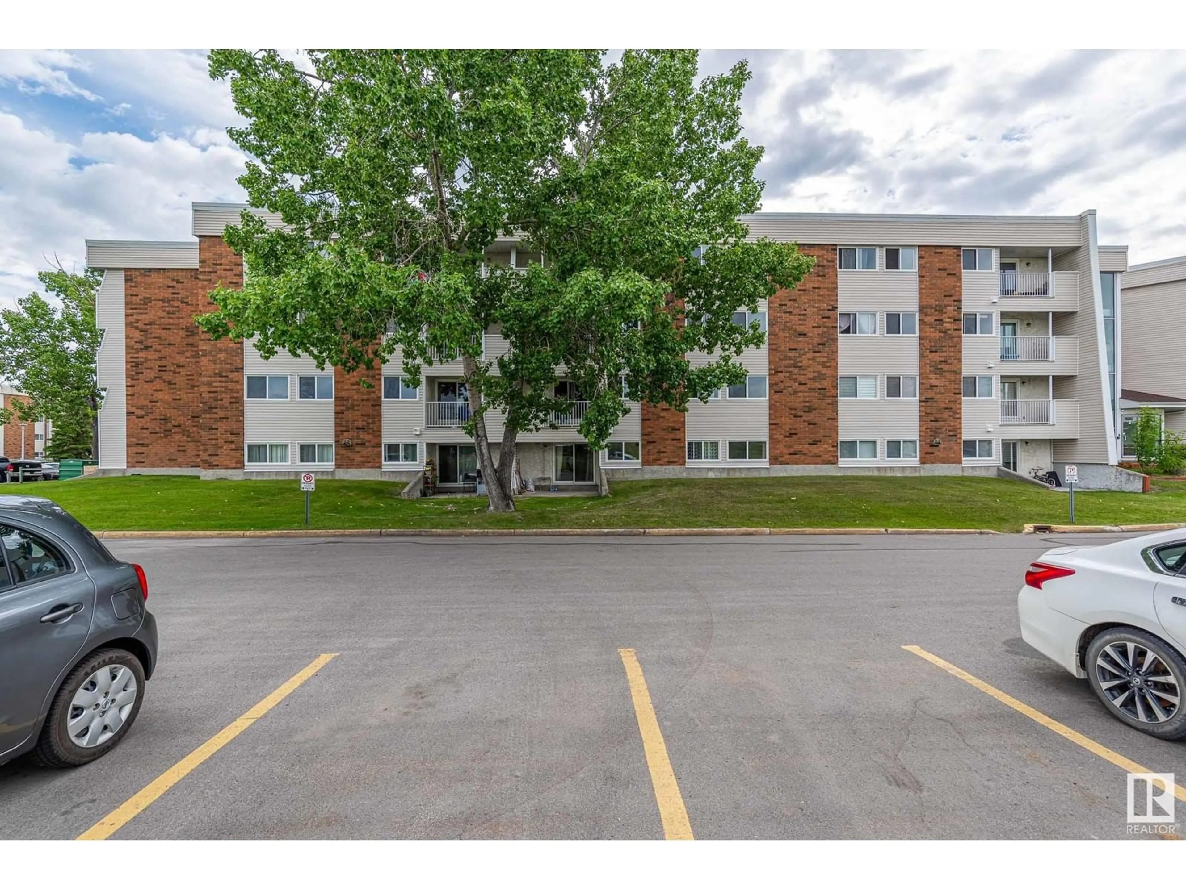 Unknown for 77 - 11265 31 AV, Edmonton Alberta T6J3V7