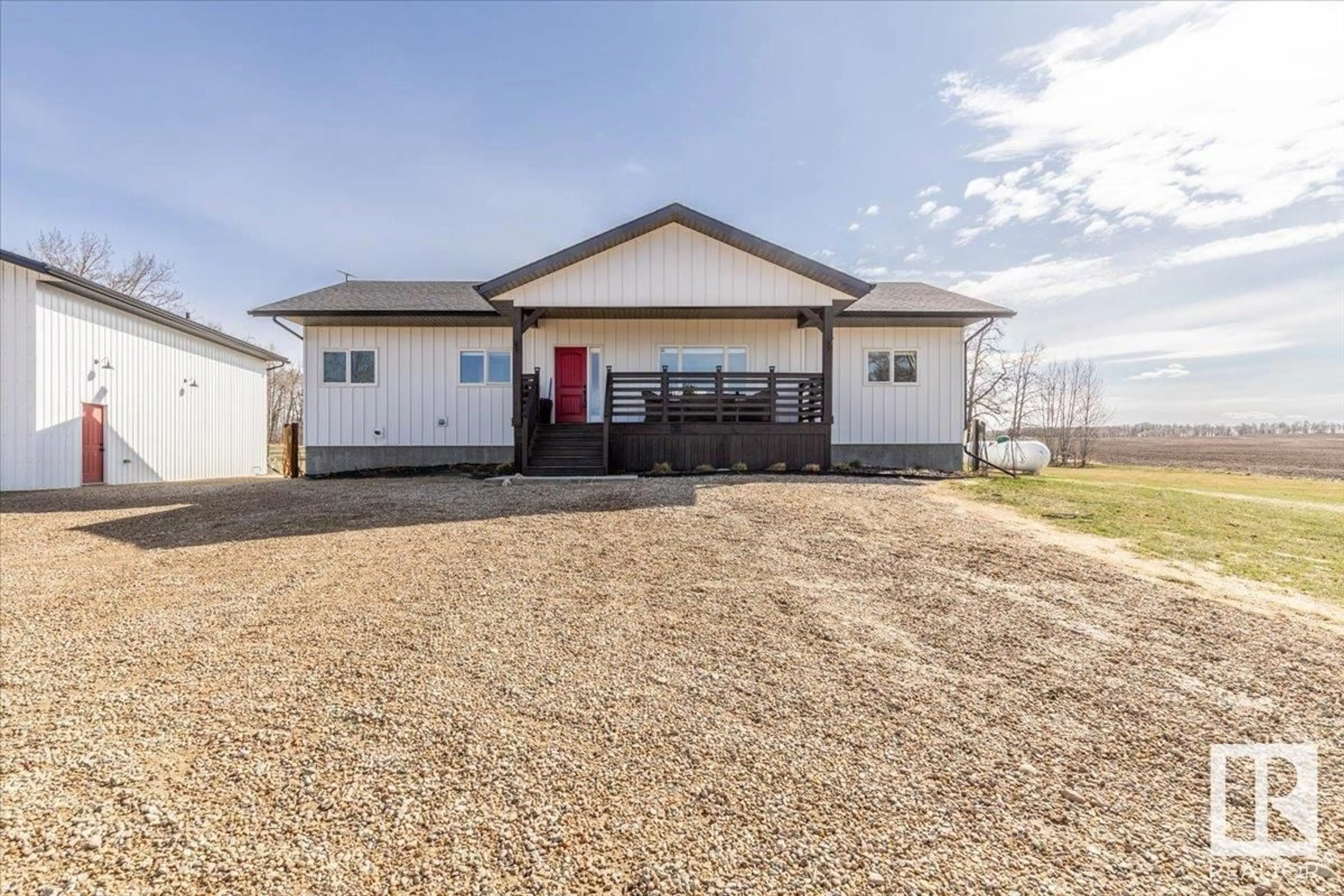 A pic from outside/outdoor area/front of a property/back of a property/a pic from drone, building for 455049 RGE ROAD 274, Rural Wetaskiwin County Alberta T0C1H0