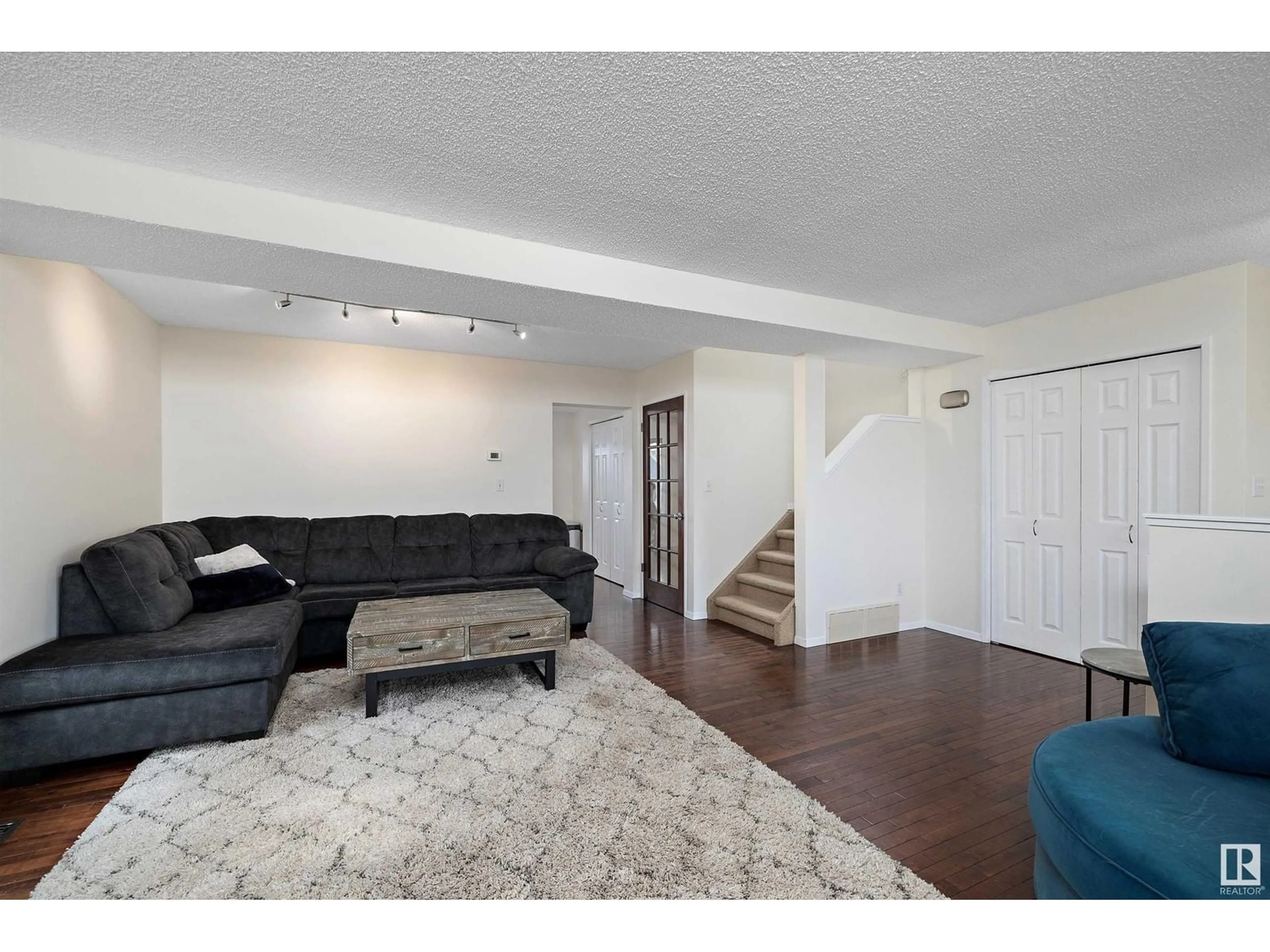 Living room with furniture, unknown for 1475 JEFFERYS CR, Edmonton Alberta T6L6T1