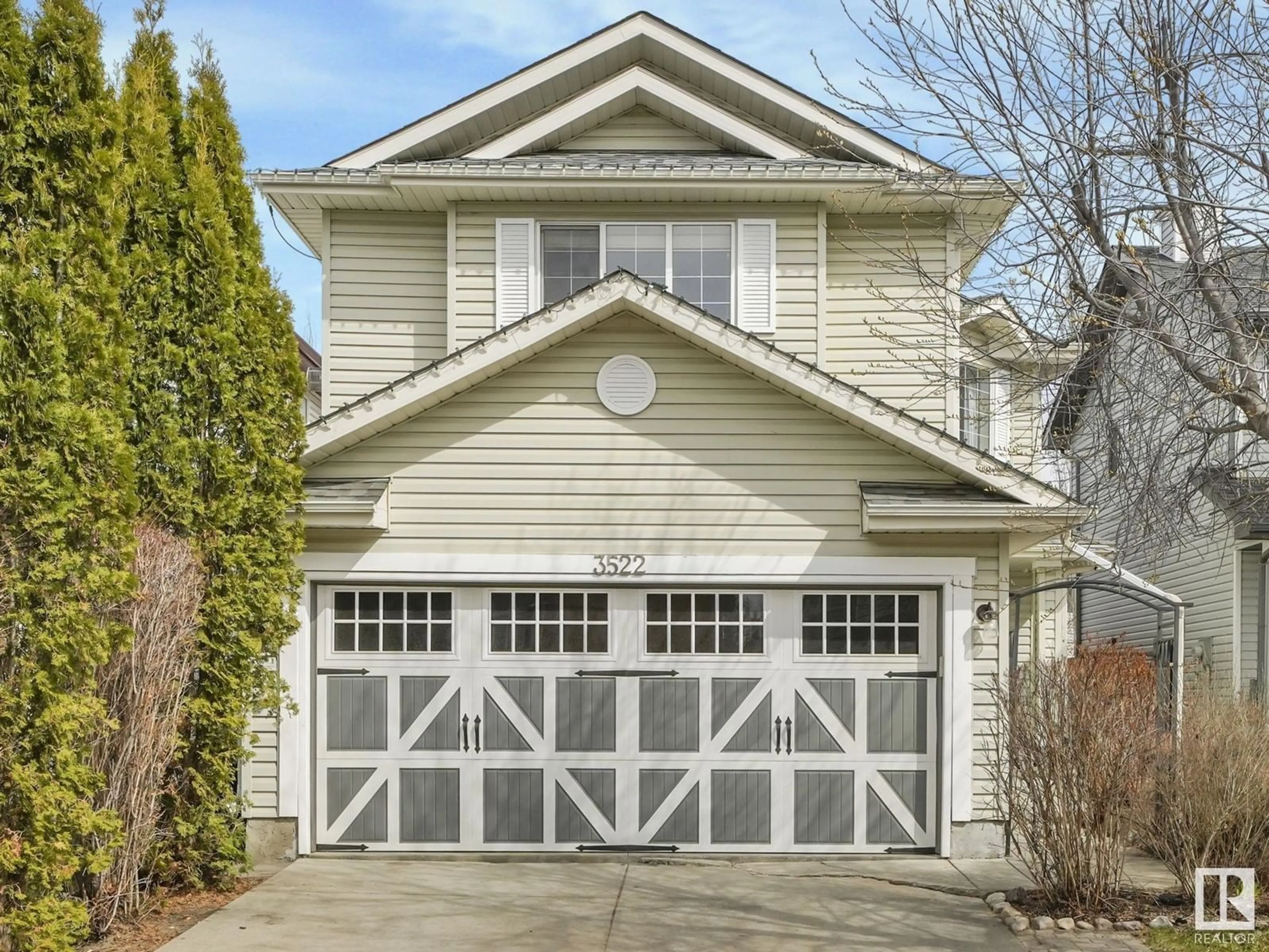 Indoor garage for 3522 MCLEAN CR, Edmonton Alberta T6W1M3