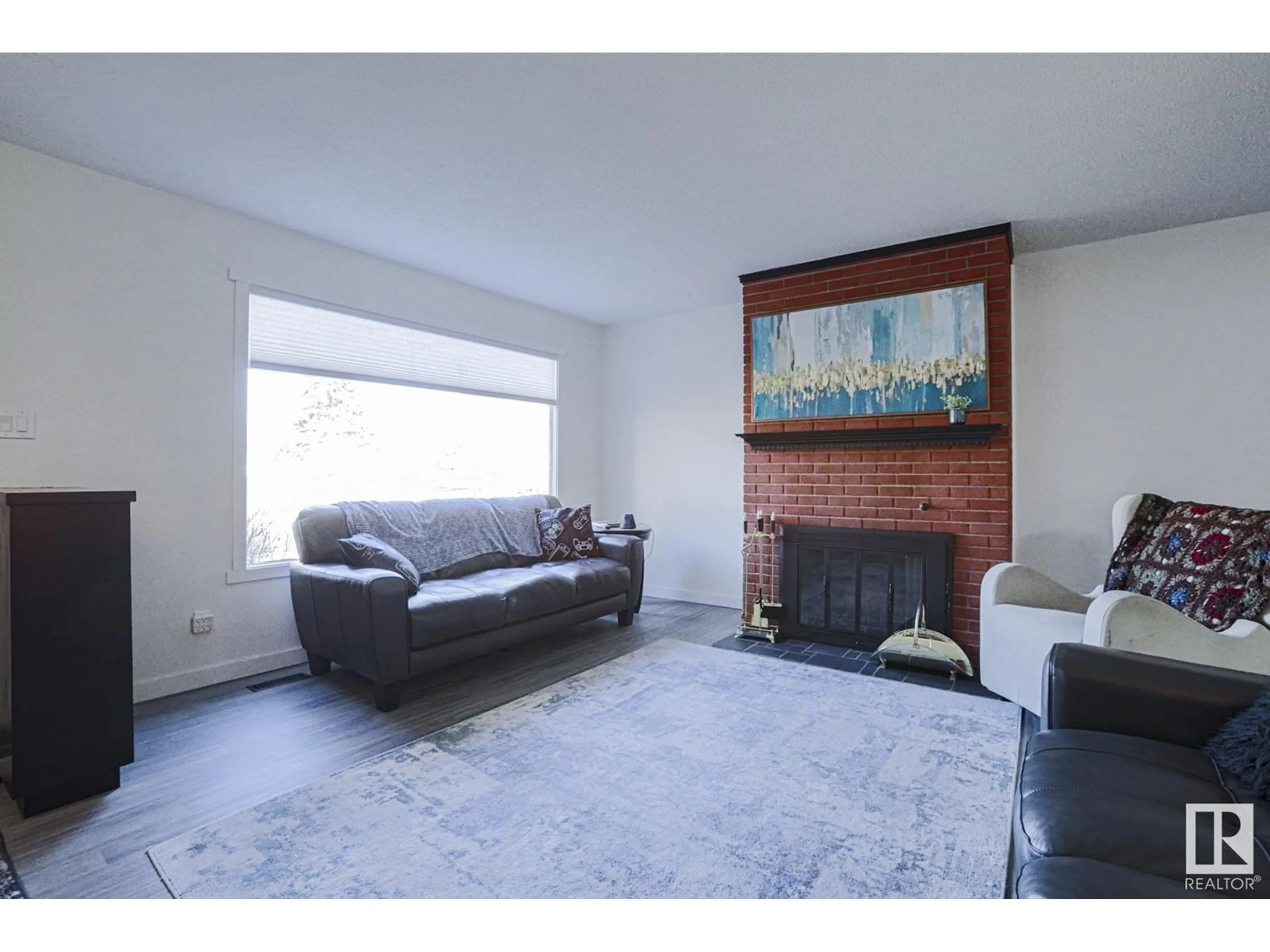Living room with furniture, unknown for NW - 8751 152 ST, Edmonton Alberta T5R1L9