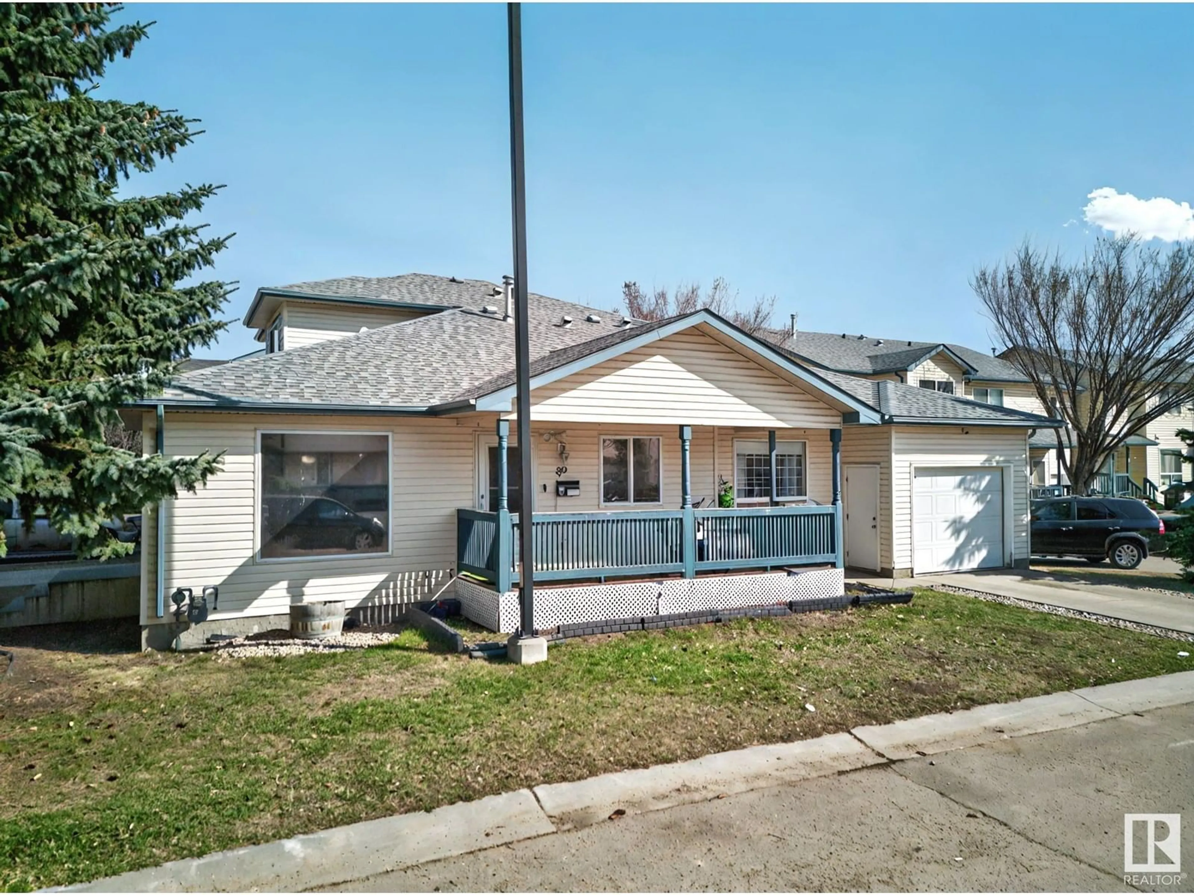 Home with vinyl exterior material, street for 89 - 10909 106 ST, Edmonton Alberta T5H4M7
