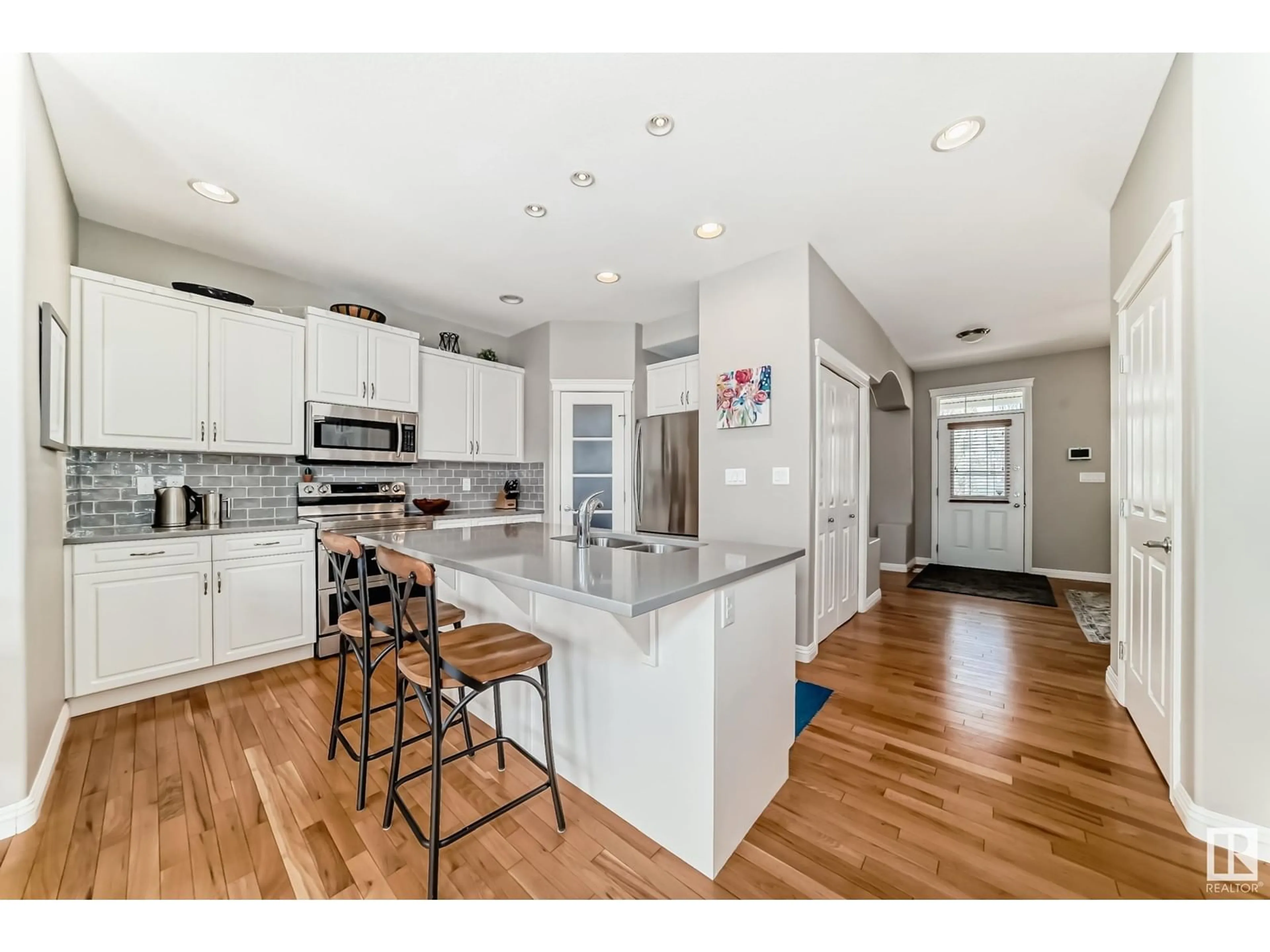 Open concept kitchen, unknown for 364 GRIESBACH SCHOOL RD, Edmonton Alberta T5E1Z8