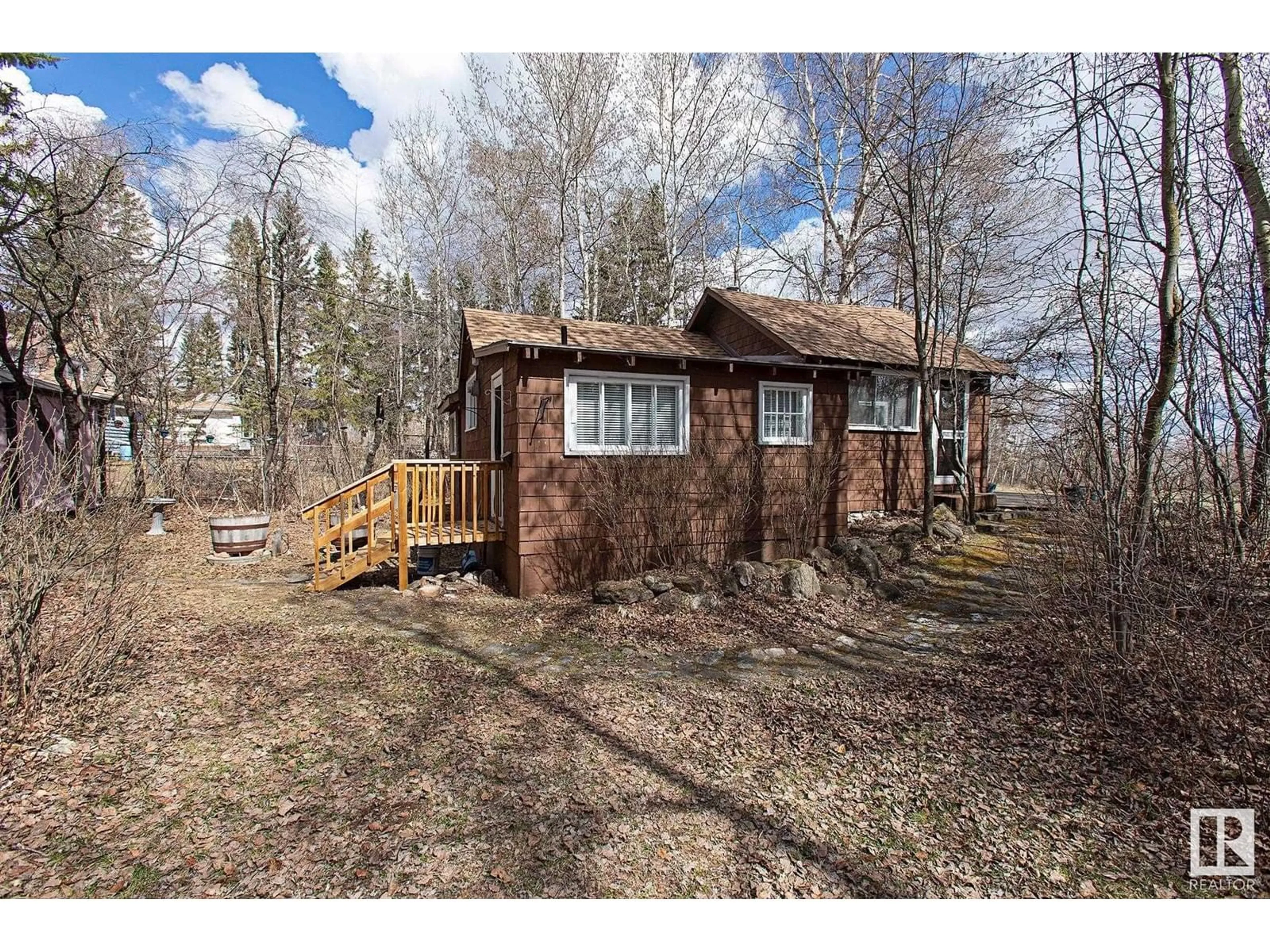 Unknown for 239 SOUTH COOKING LAKE RD, Rural Strathcona County Alberta T8E1J1