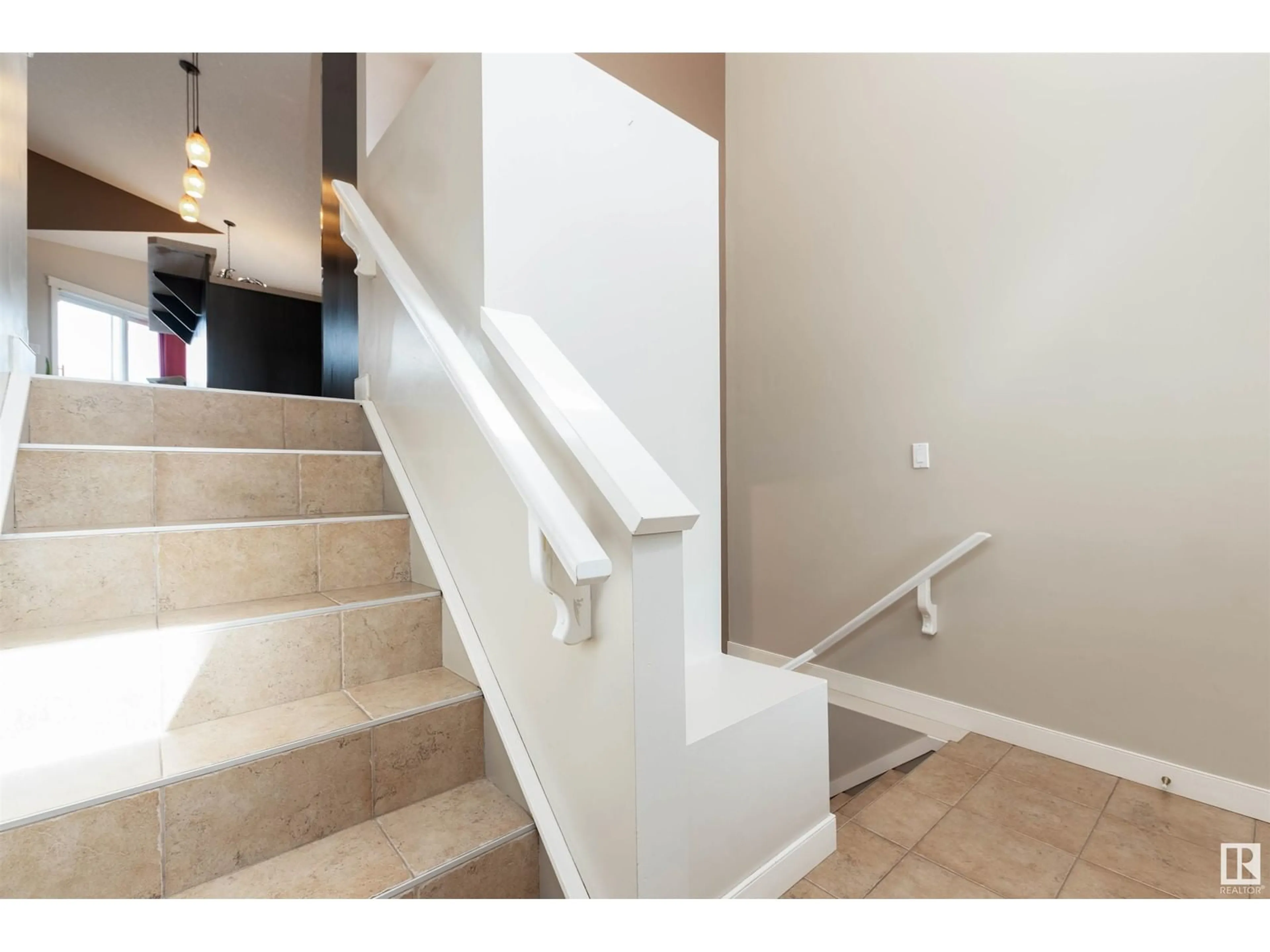 Stairs for 5312 164 AV, Edmonton Alberta T5Y0H4