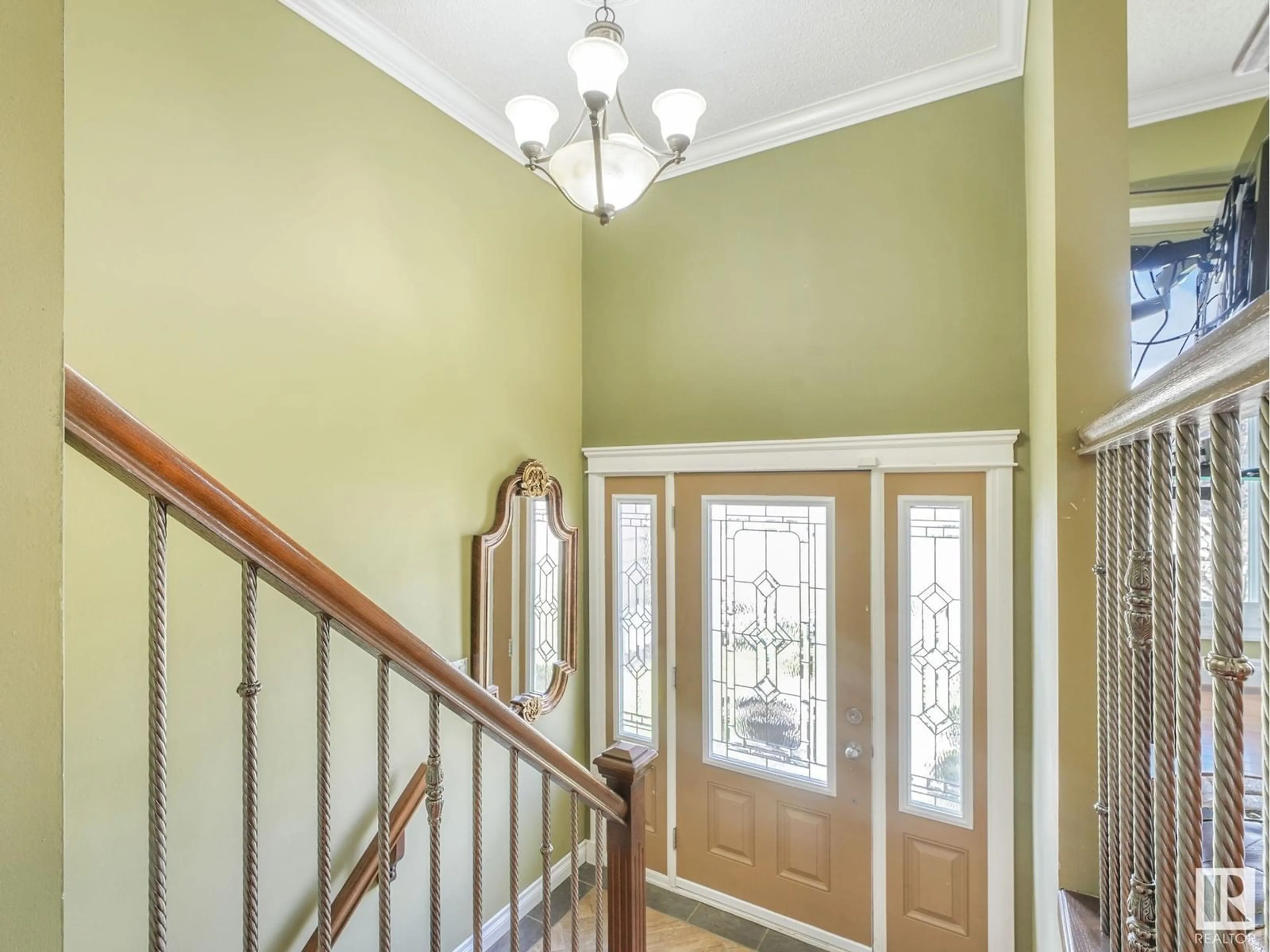 Indoor entryway for 11804 158 AV, Edmonton Alberta T5X2K4