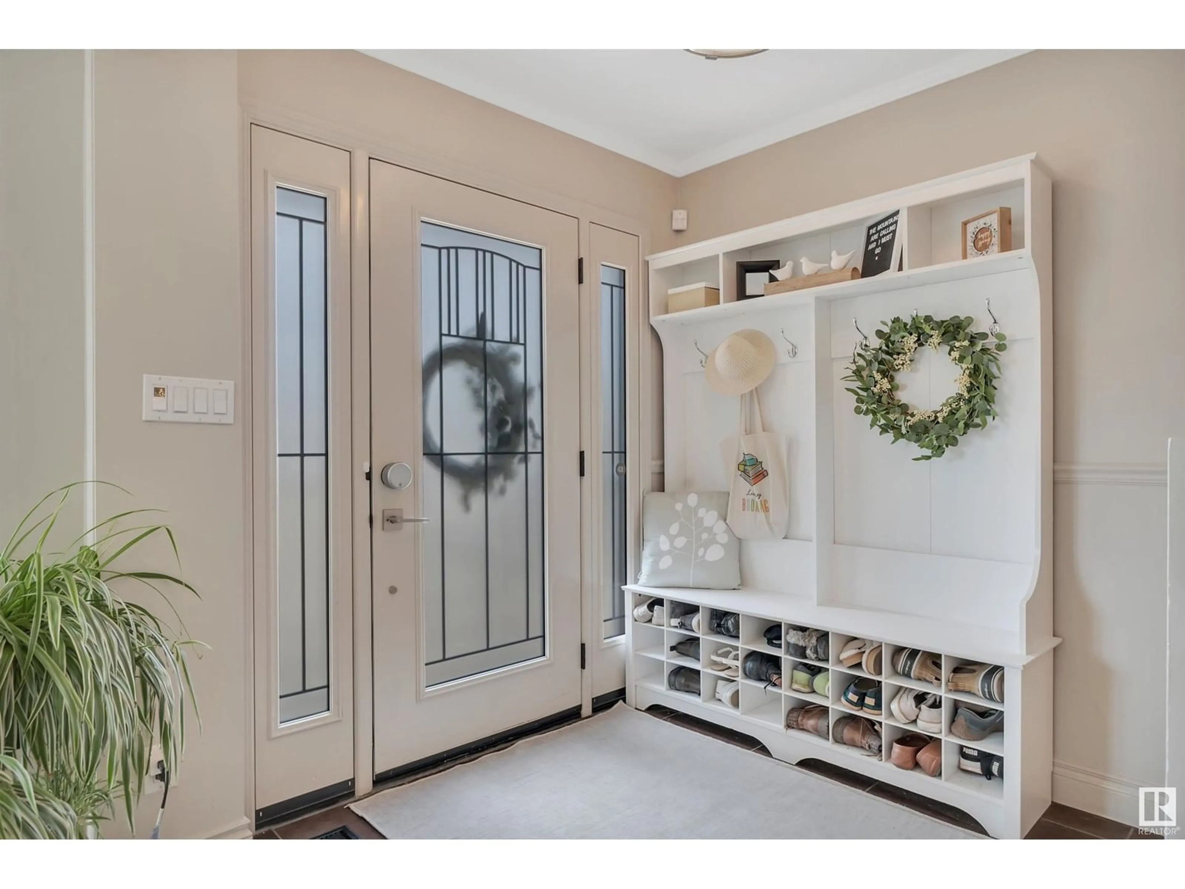 Indoor entryway for NW - 2411 112A ST, Edmonton Alberta T6J4X4