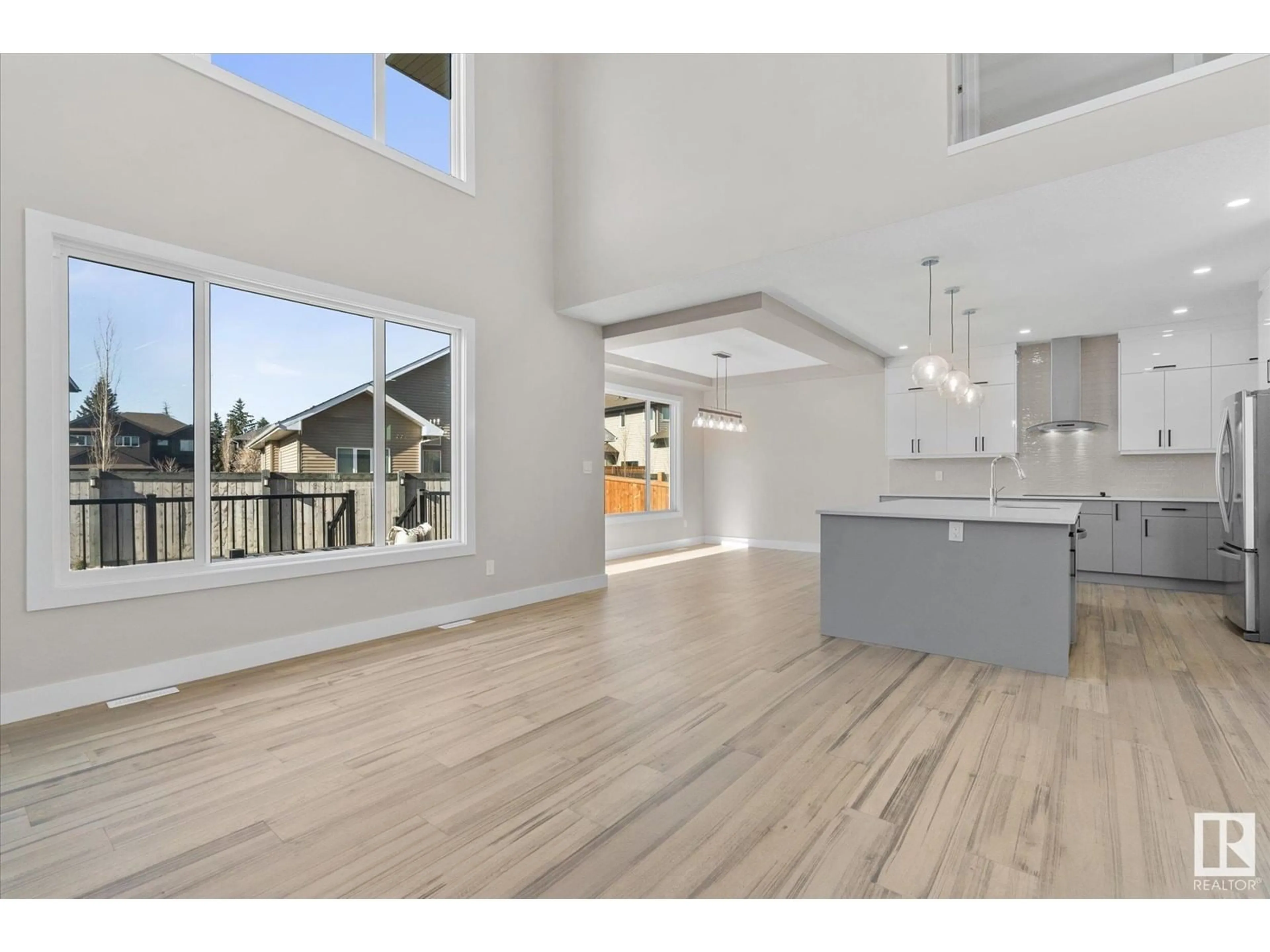 Open concept kitchen, unknown for 11 LINCOLN COURT, Spruce Grove Alberta T7X0N5