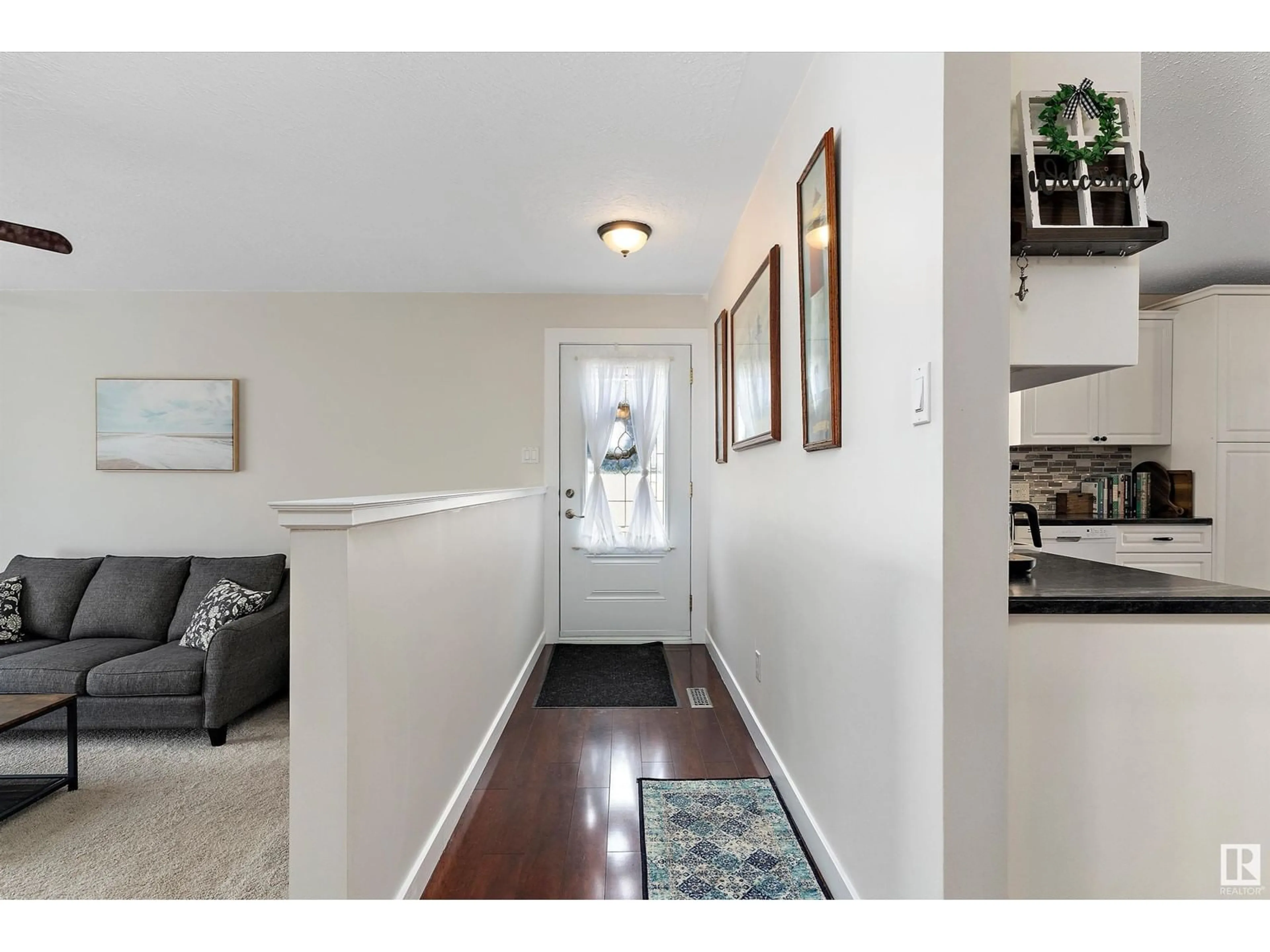 Indoor entryway for 4807 56 AV, Tofield Alberta T0B4J0
