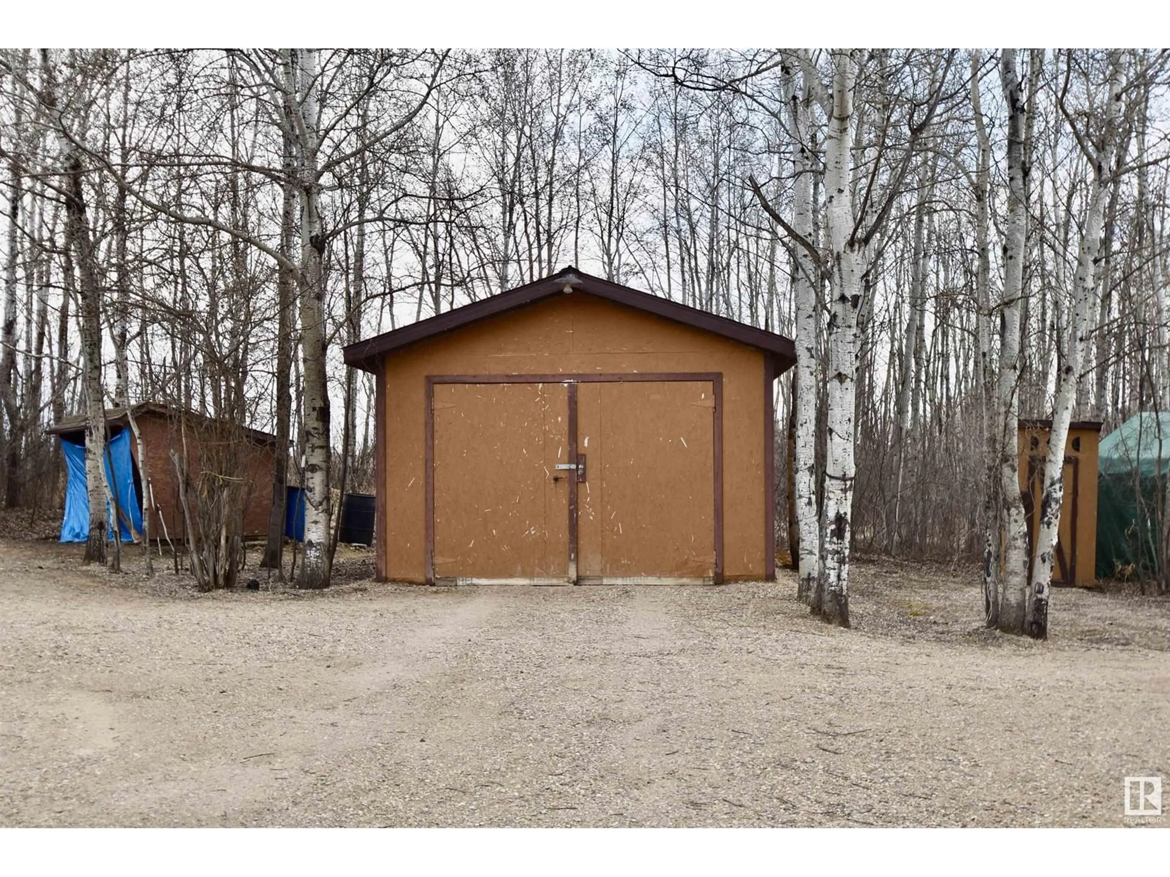 Indoor garage for 11102 - 613 TWP RD 600, Rural St. Paul County Alberta T0A0C0