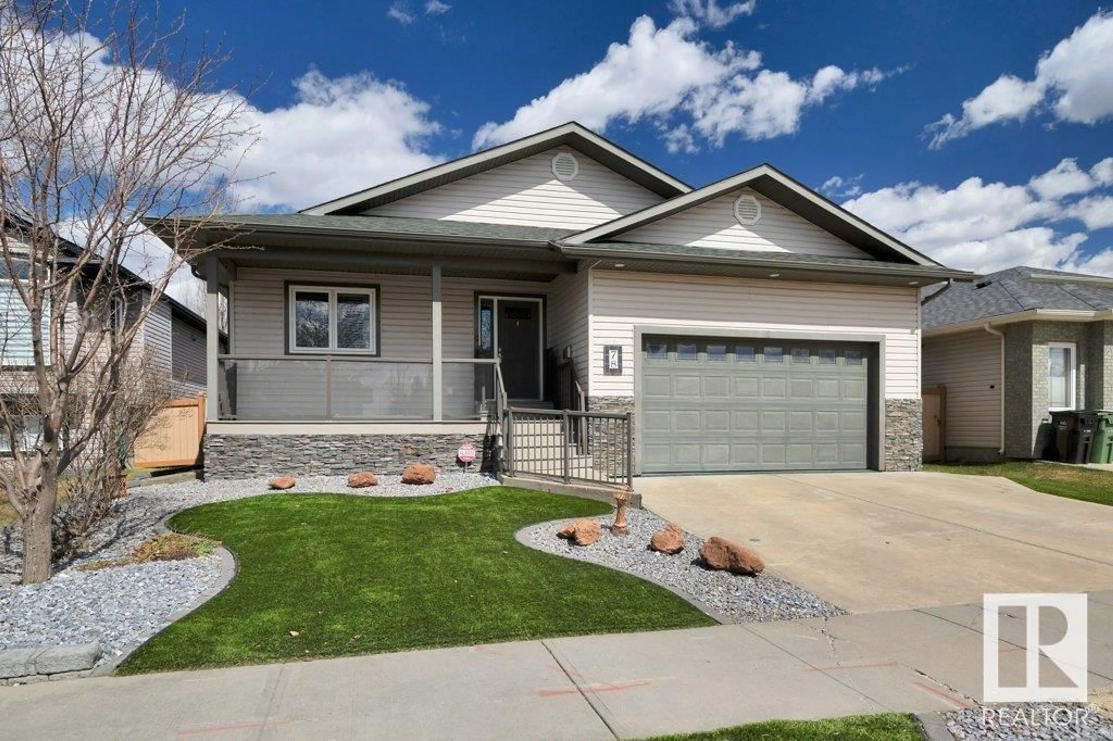 Home with vinyl exterior material, street for 78 WILKINSON PL, Leduc Alberta T9E8N3