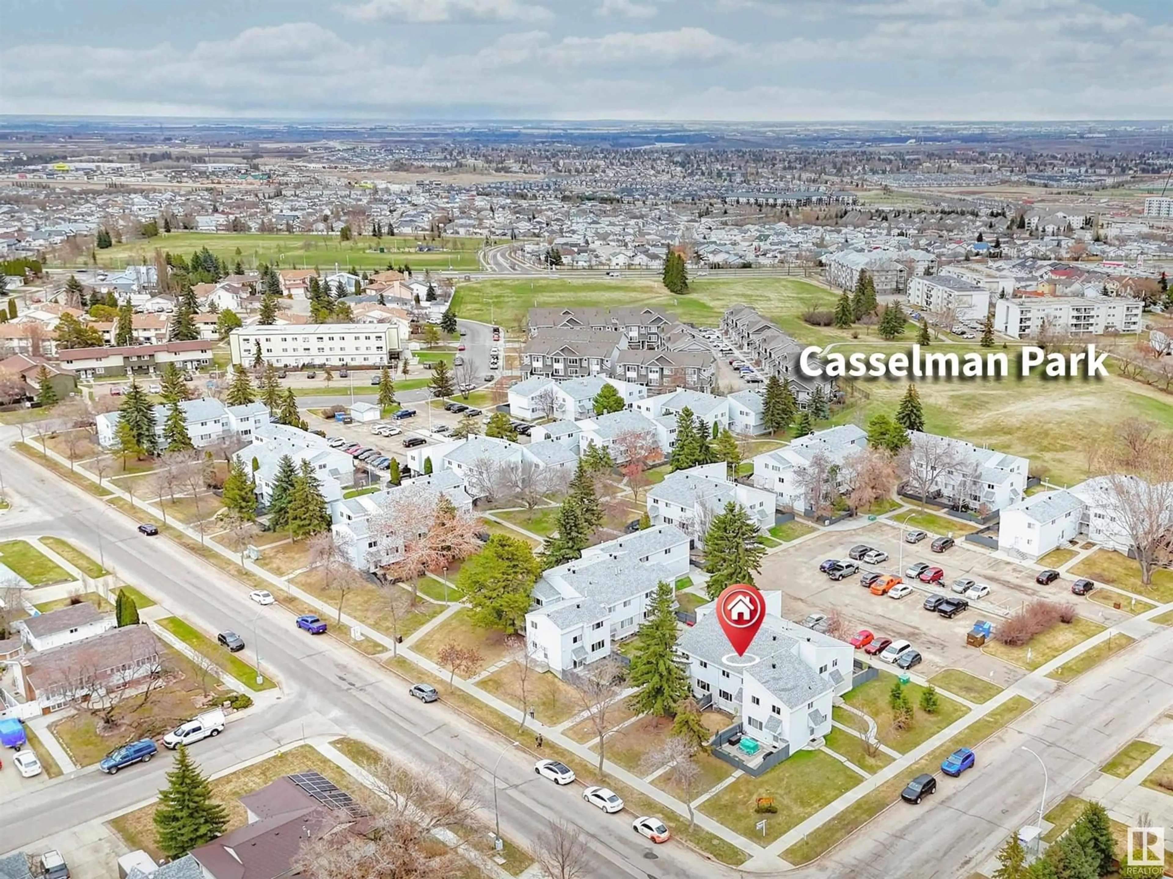 A pic from outside/outdoor area/front of a property/back of a property/a pic from drone, mountain view for 50 MCLEOD PL, Edmonton Alberta T5A3A8
