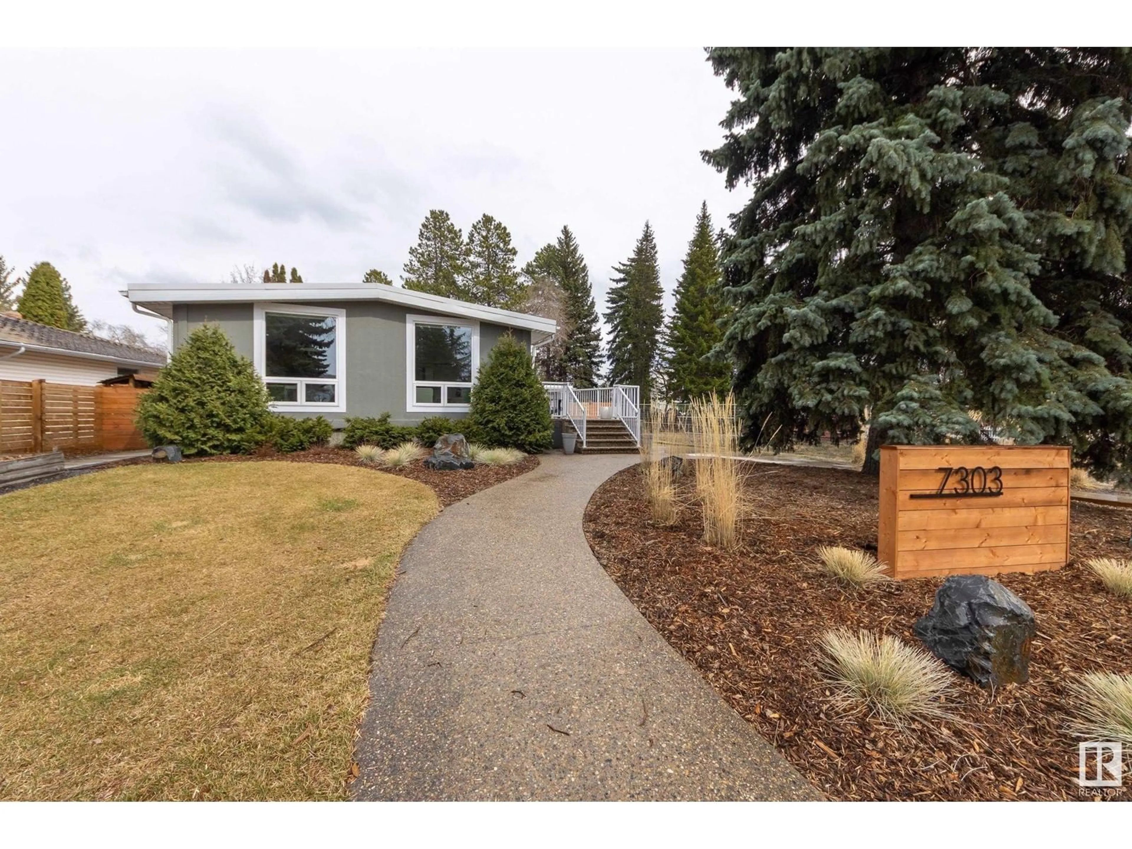 Unknown for NW - 7303 118A ST, Edmonton Alberta T6G1V3