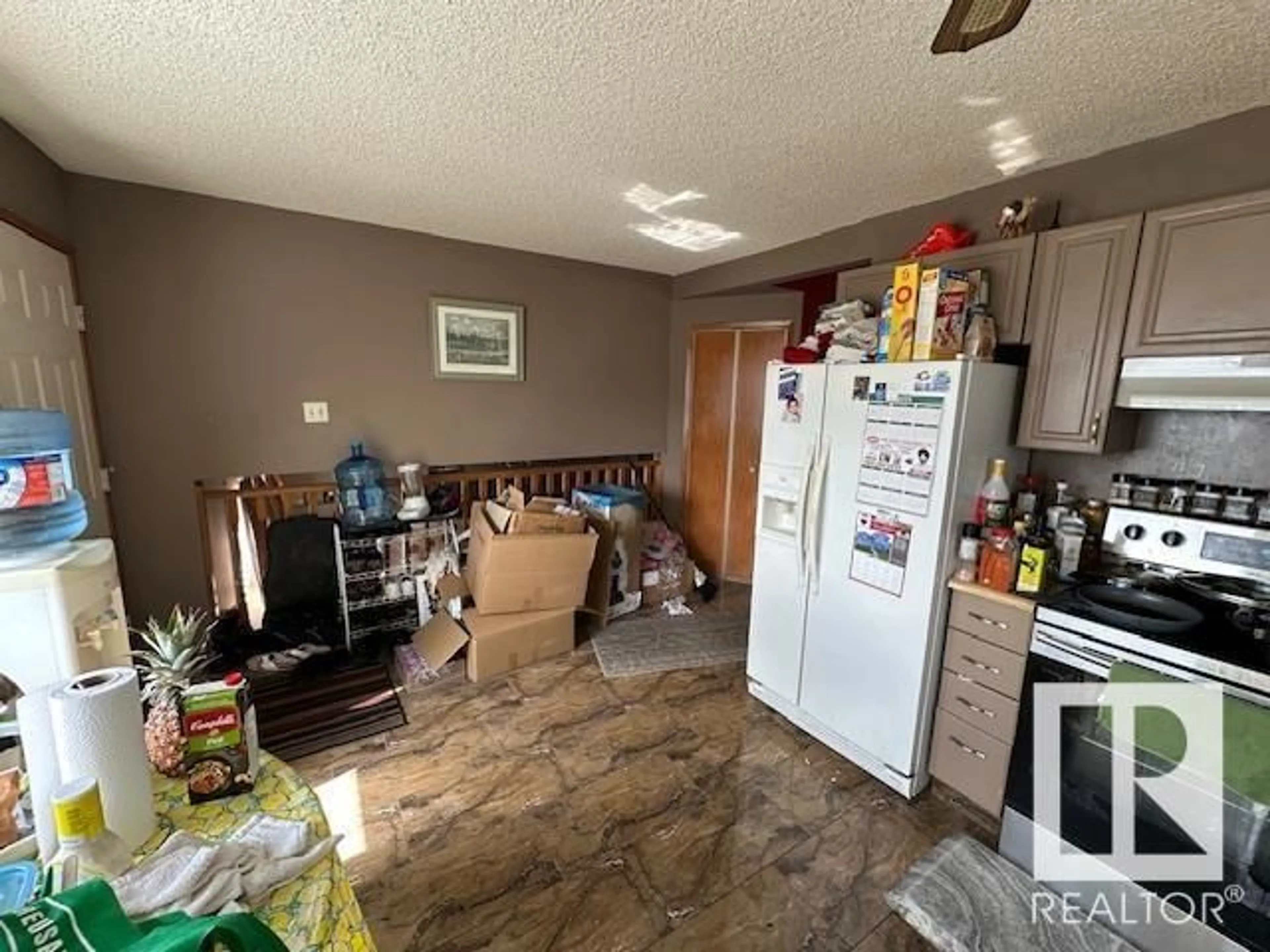 A pic of a room for NW - 7807 152B AV, Edmonton Alberta T5C3M4