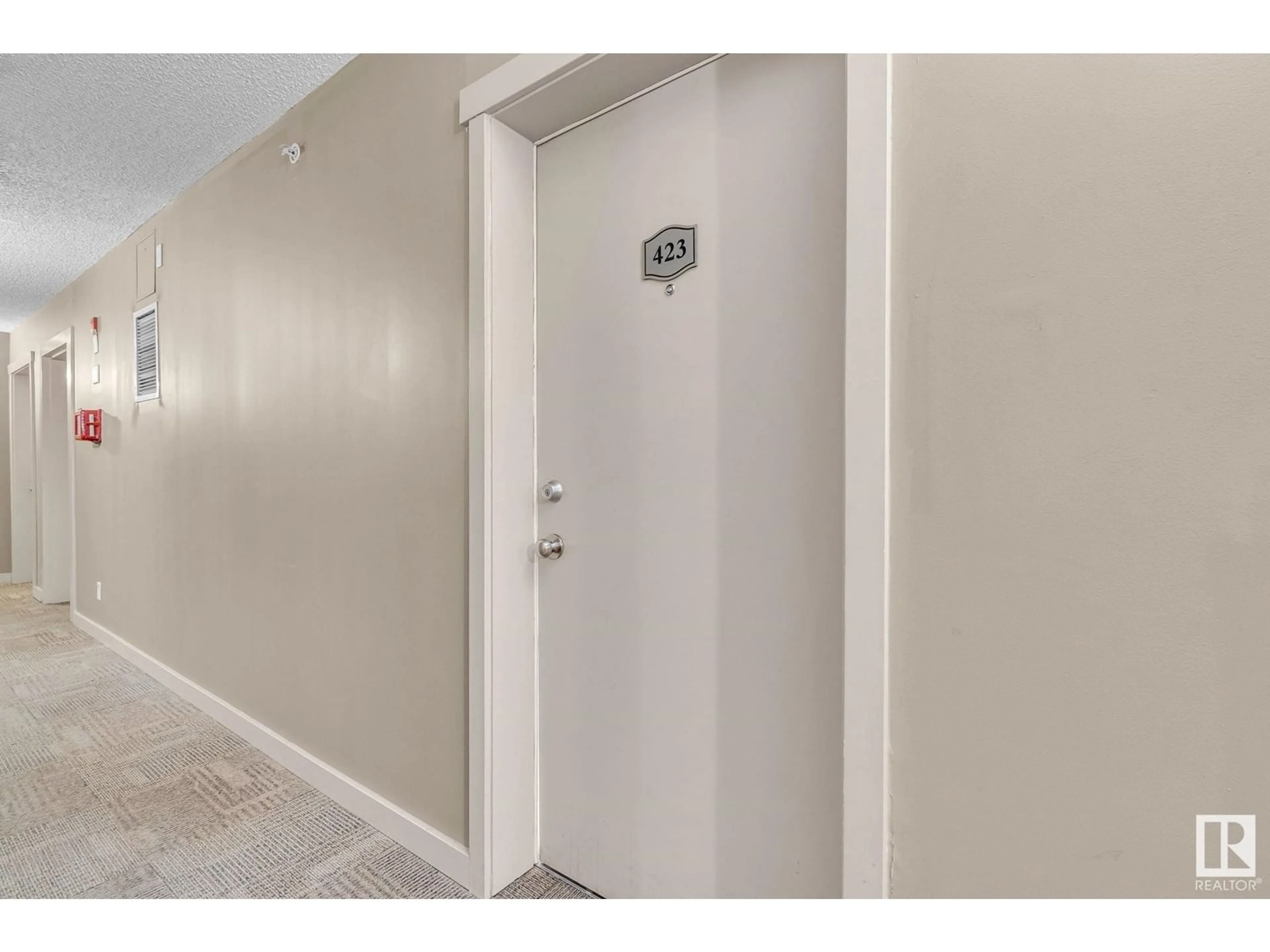 Indoor entryway for SW - 423 12025 22 AV, Edmonton Alberta T6W2Y1