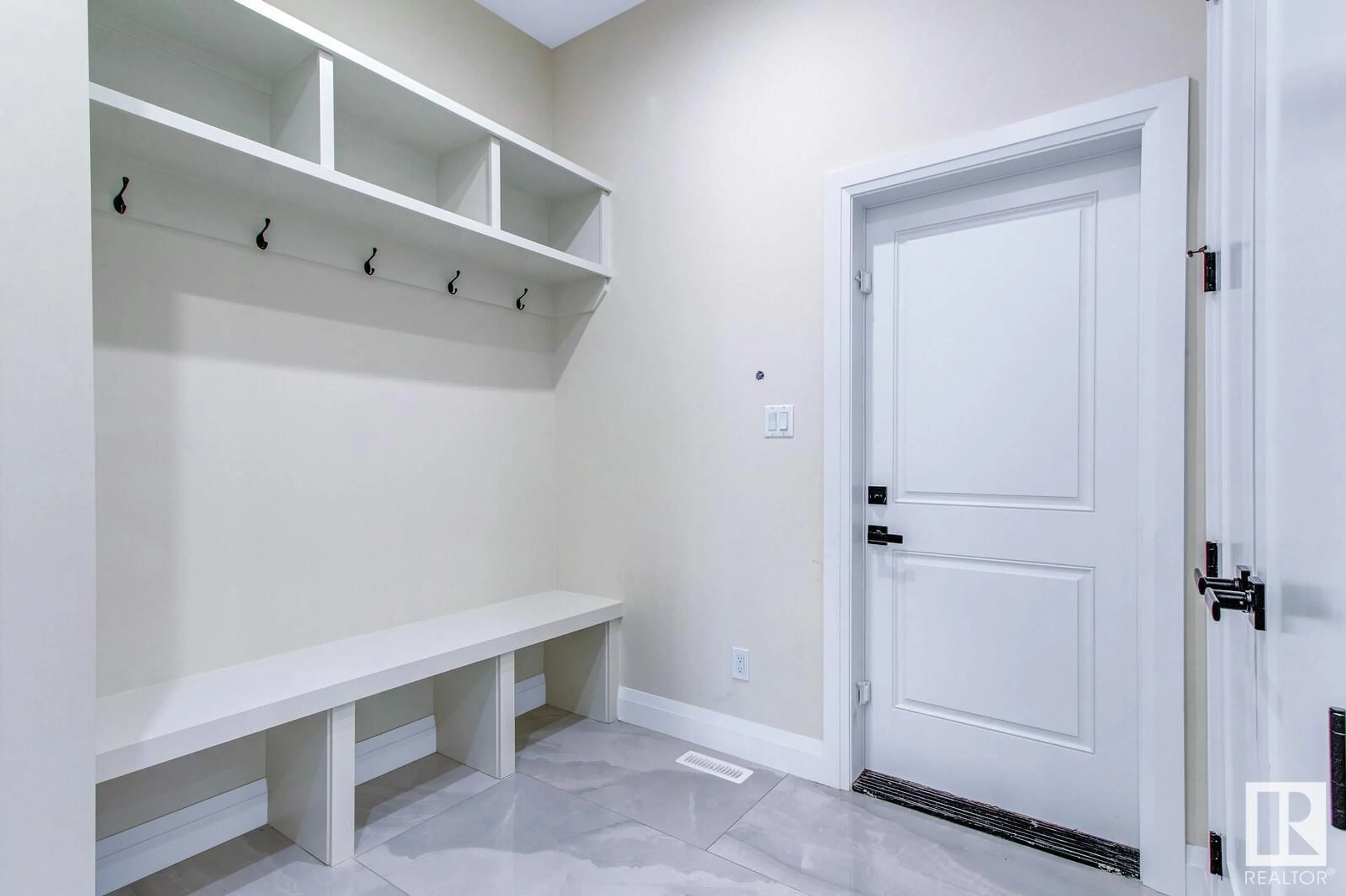 Indoor entryway for NW - 6897 EVANS WD, Edmonton Alberta T6M2N5