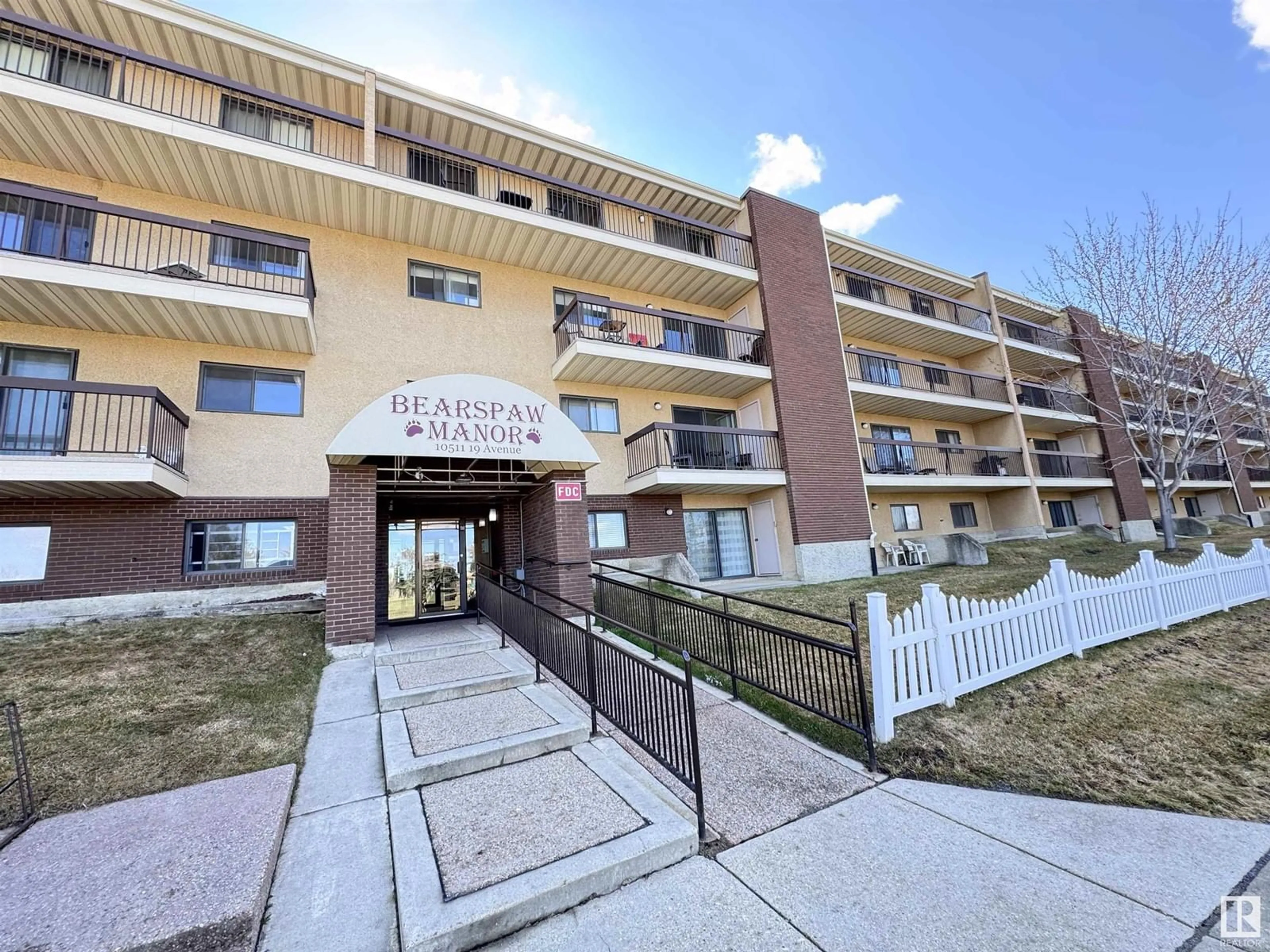 Unknown for #110 - 10511 19 AV, Edmonton Alberta T6T5S8