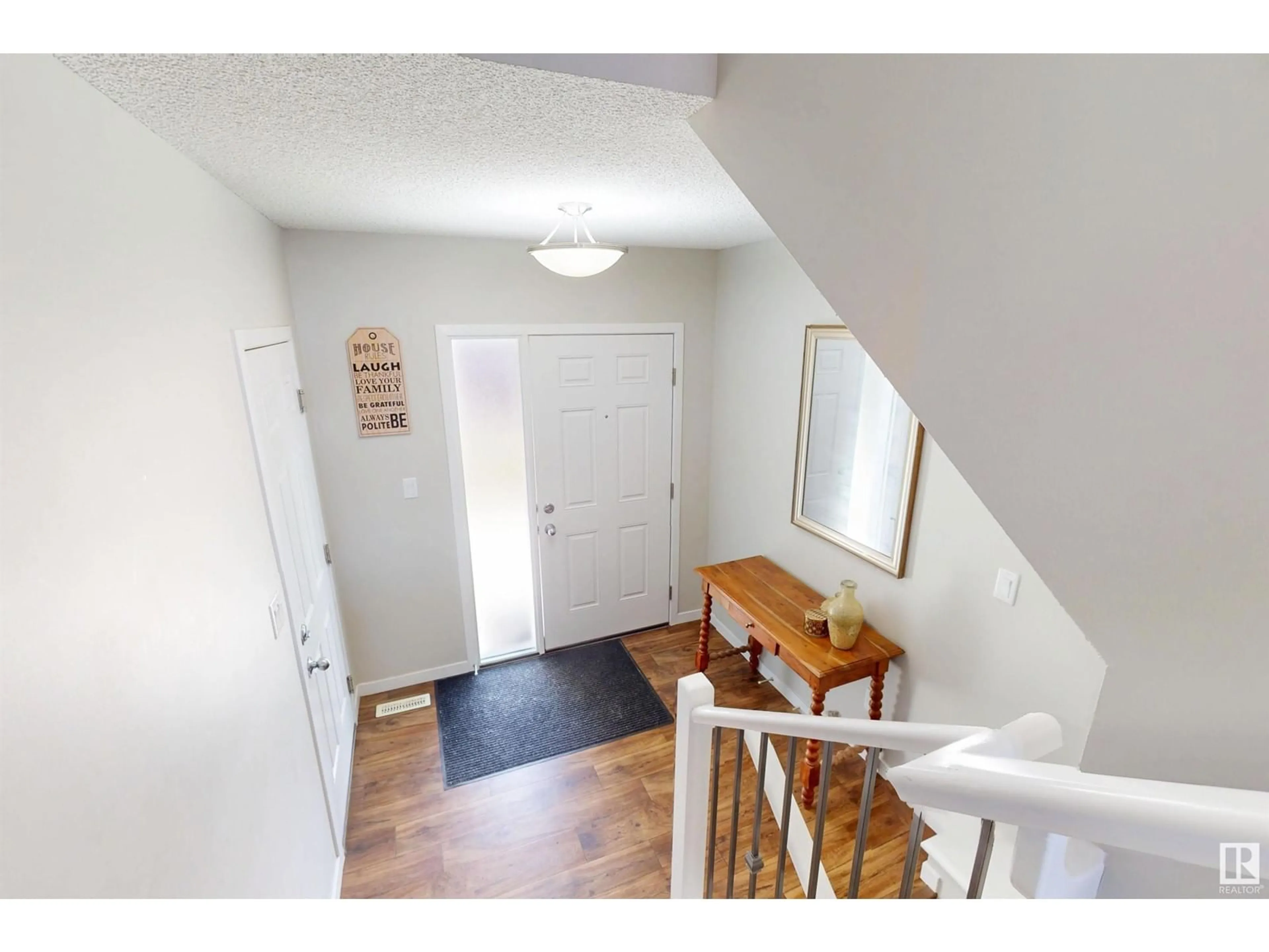 Indoor entryway for 2771 CHOKECHERRY PL, Edmonton Alberta T6X2J9