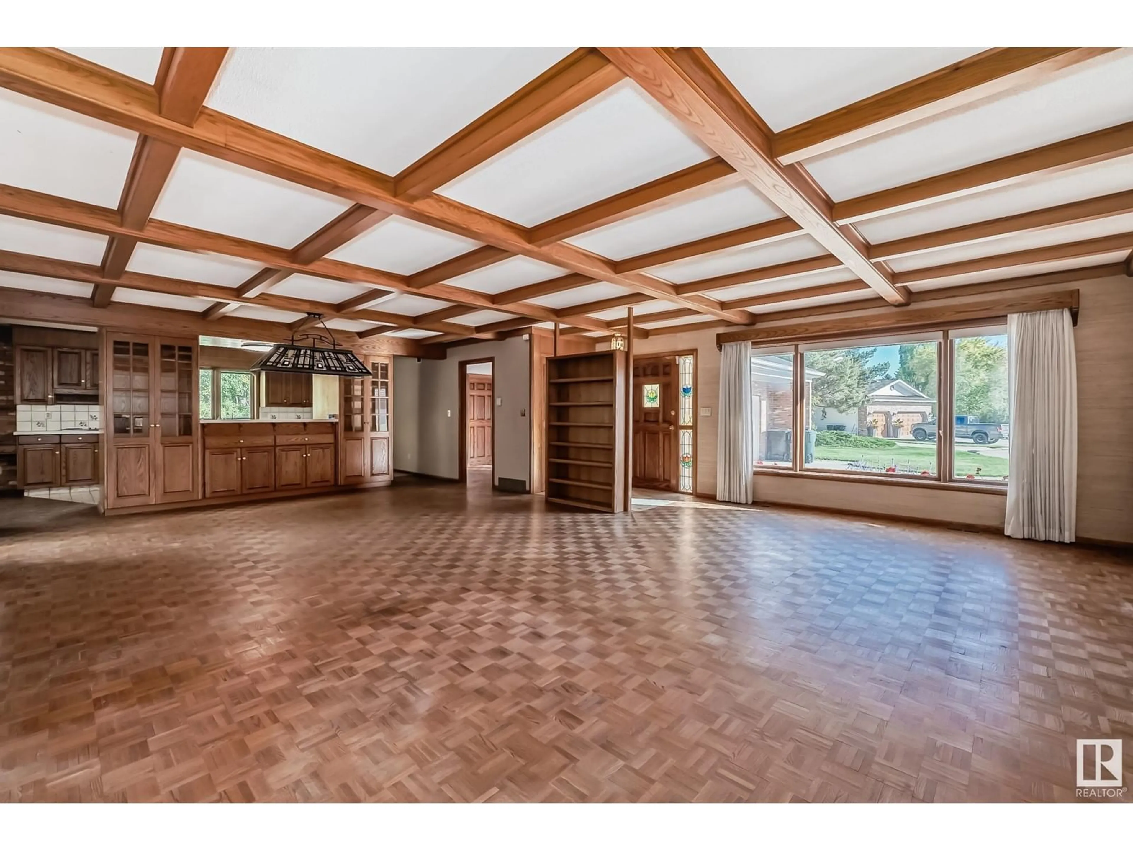 Indoor foyer for 8 MOREL CR, Spruce Grove Alberta T7X2P7
