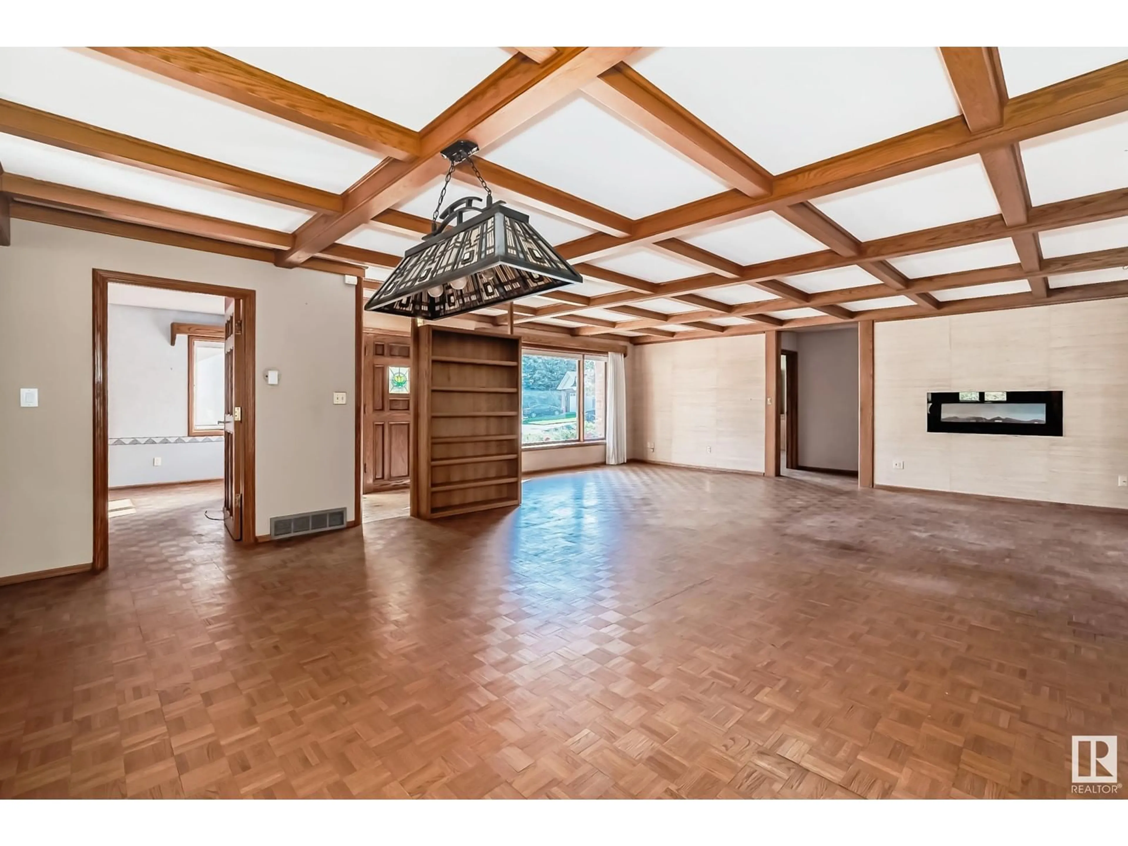 Indoor foyer for 8 MOREL CR, Spruce Grove Alberta T7X2P7