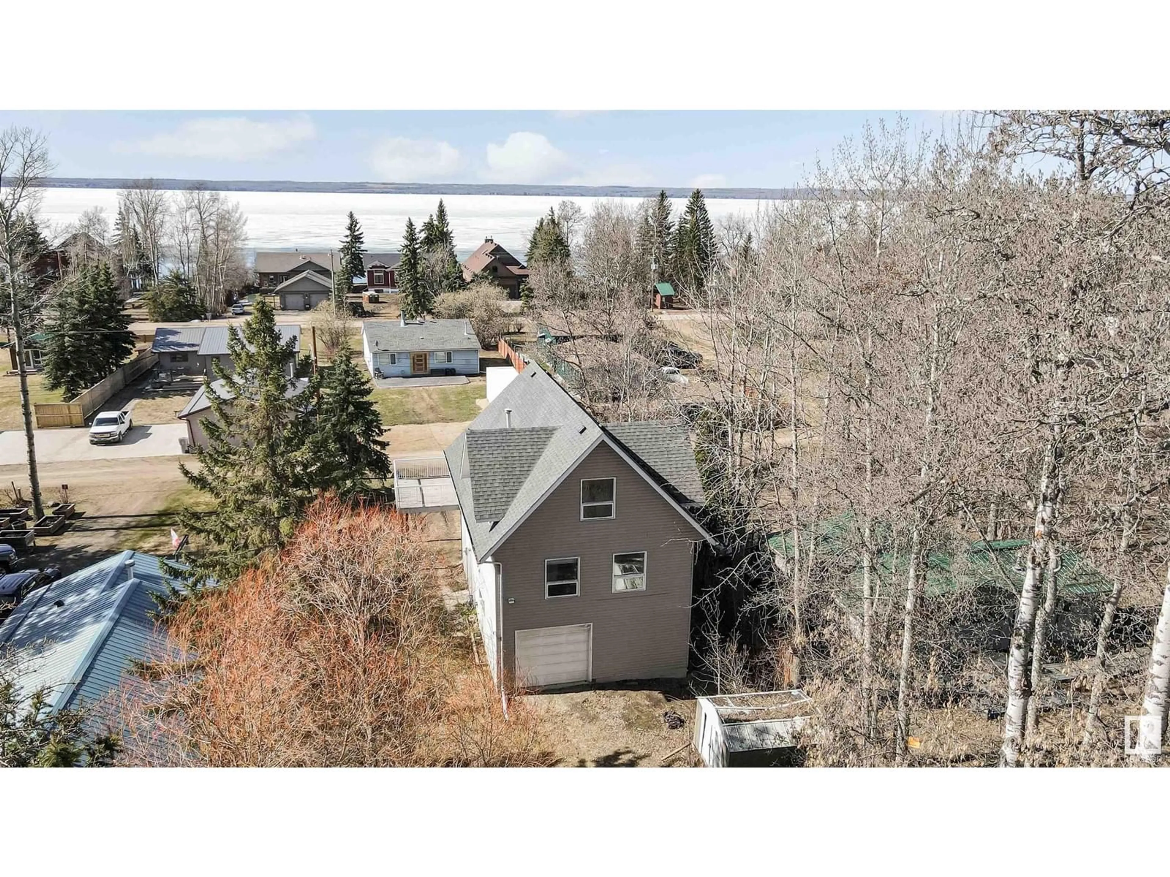 A pic from outside/outdoor area/front of a property/back of a property/a pic from drone, unknown for C11 GOLDEN DAYS, Rural Leduc County Alberta T0C2P0