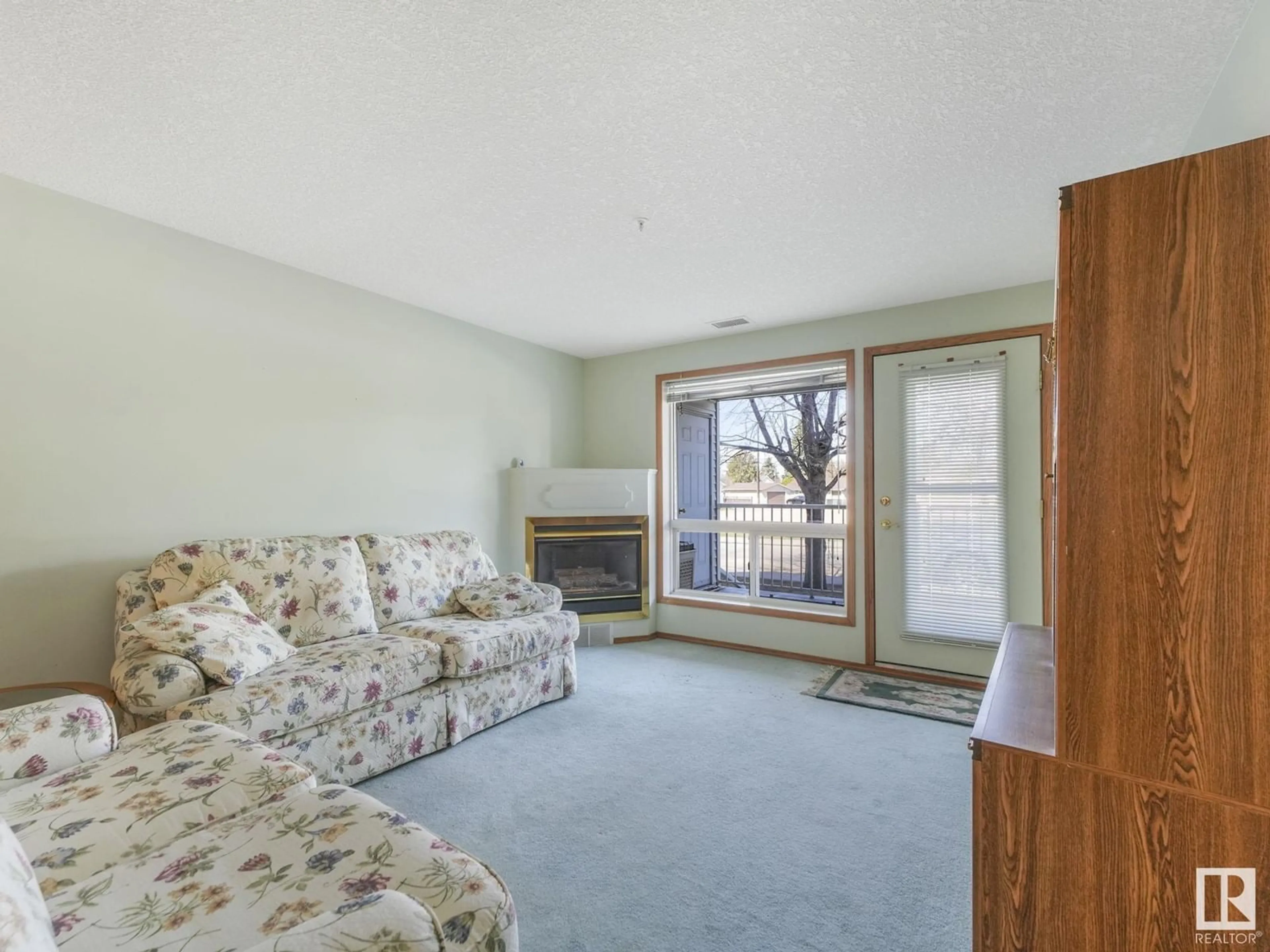 Living room with furniture, unknown for 129 6220 FULTON RD, Edmonton Alberta T6A3T4