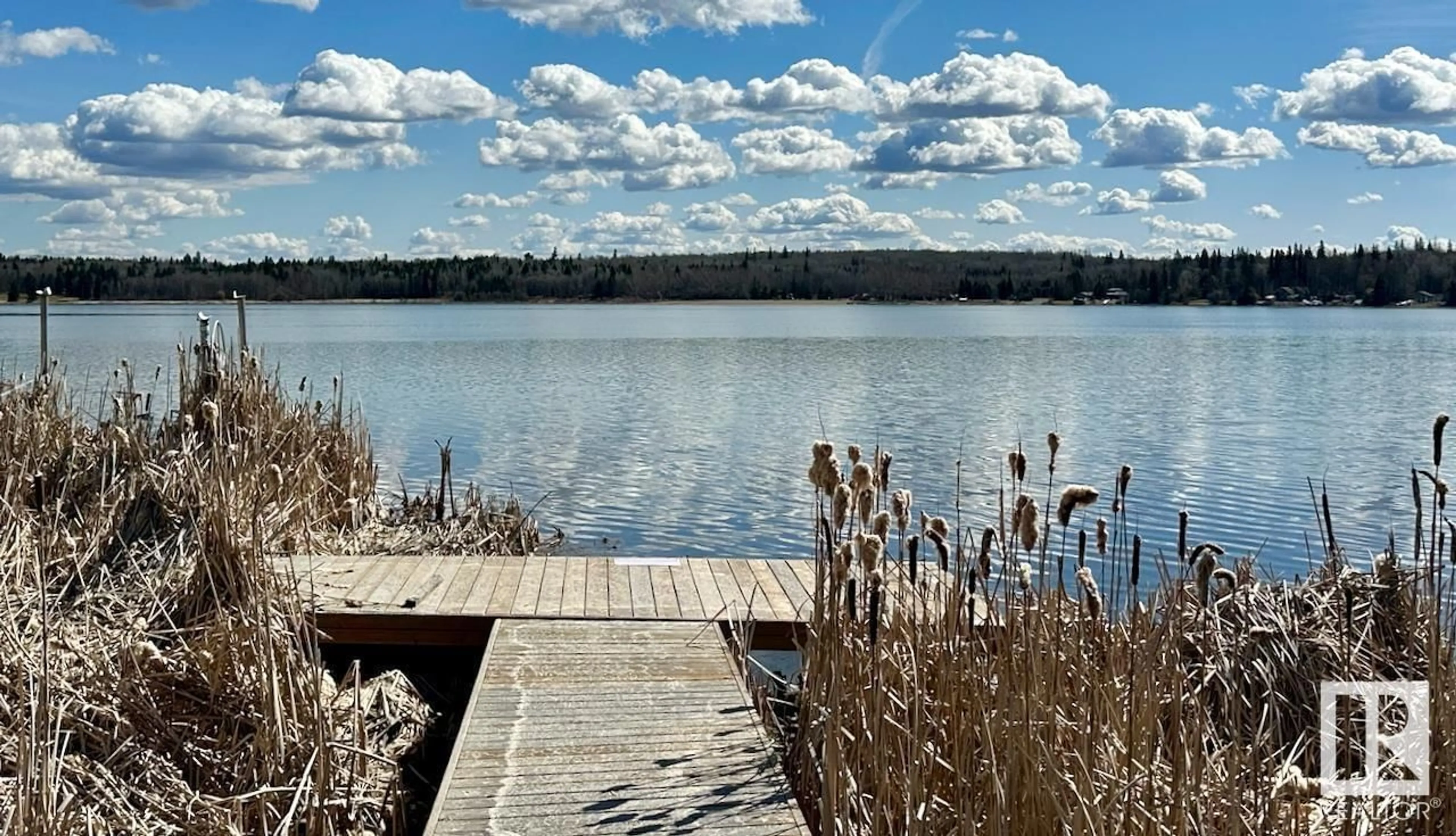 Patio, water/lake/river/ocean view for 113 BAYVIEW DR, Rural Parkland County Alberta T0E2K0