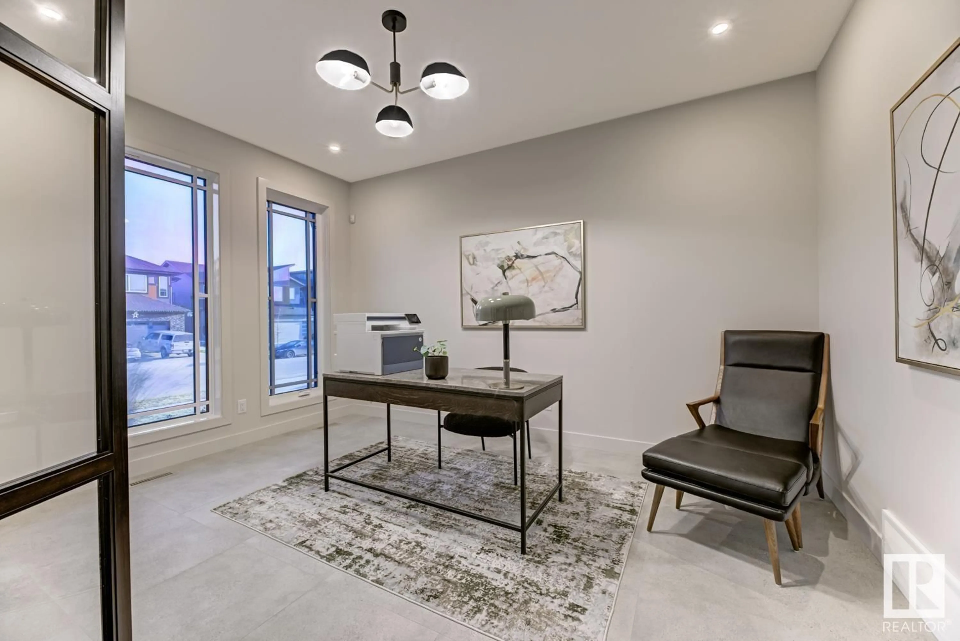 A pic of a room for 6038 CRAWFORD DR, Edmonton Alberta T8N7L2