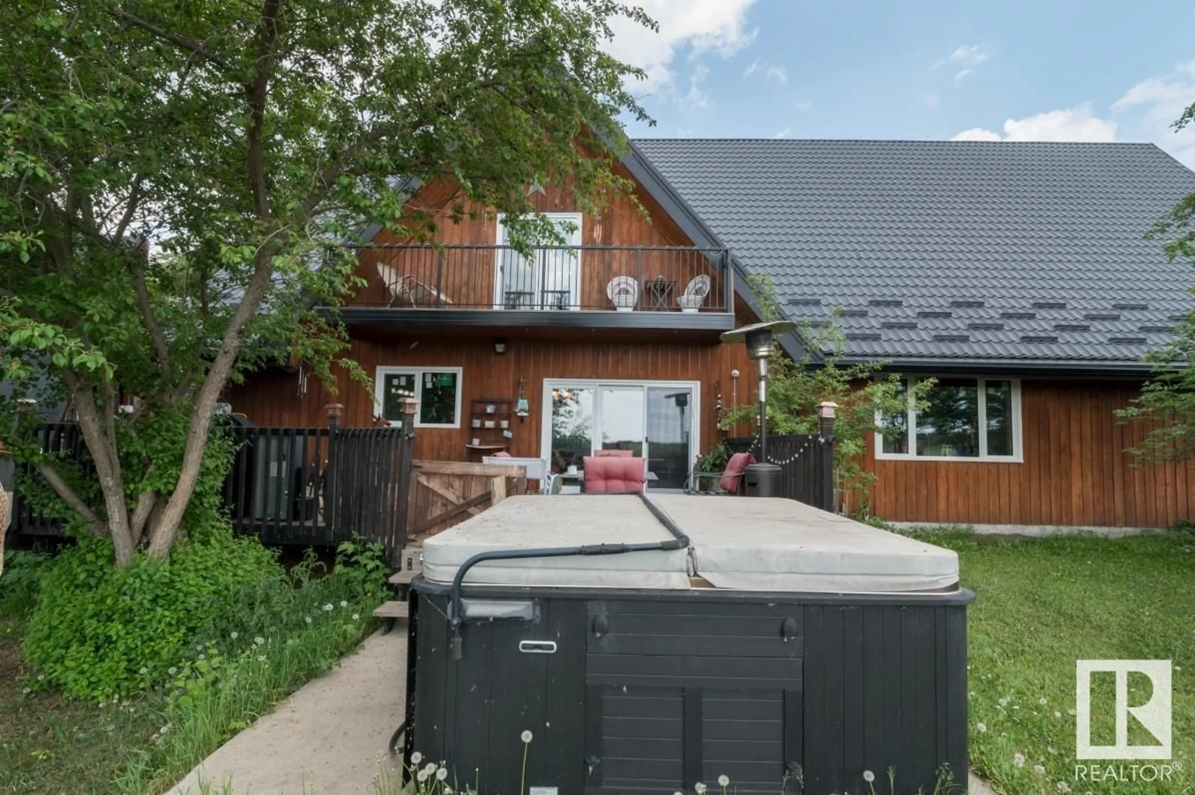 A pic from outside/outdoor area/front of a property/back of a property/a pic from drone, street for 17407 TWP RD 500, Rural Beaver County Alberta T0B4A0